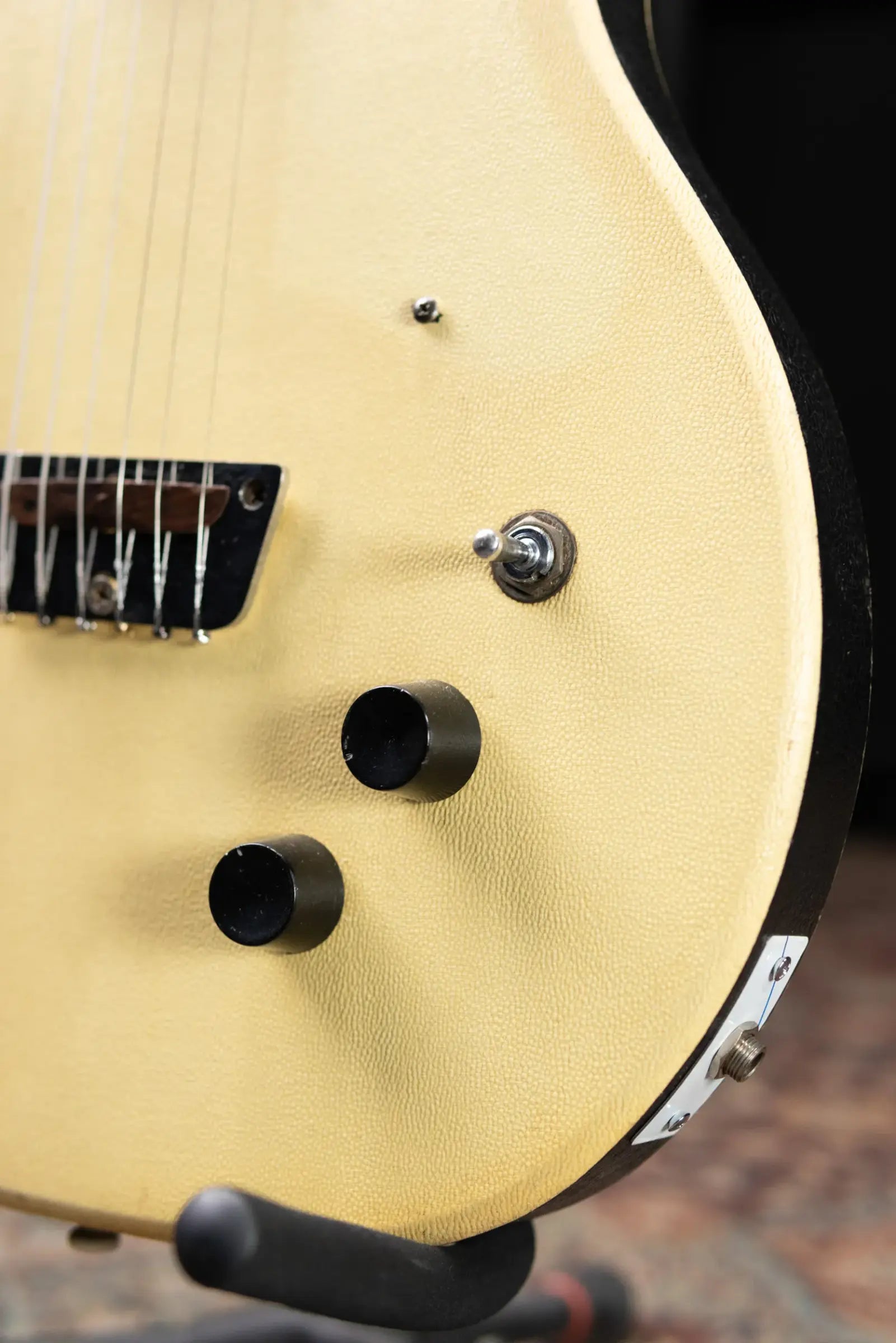 Danelectro Vintage Electric Guitar - Cream - Used