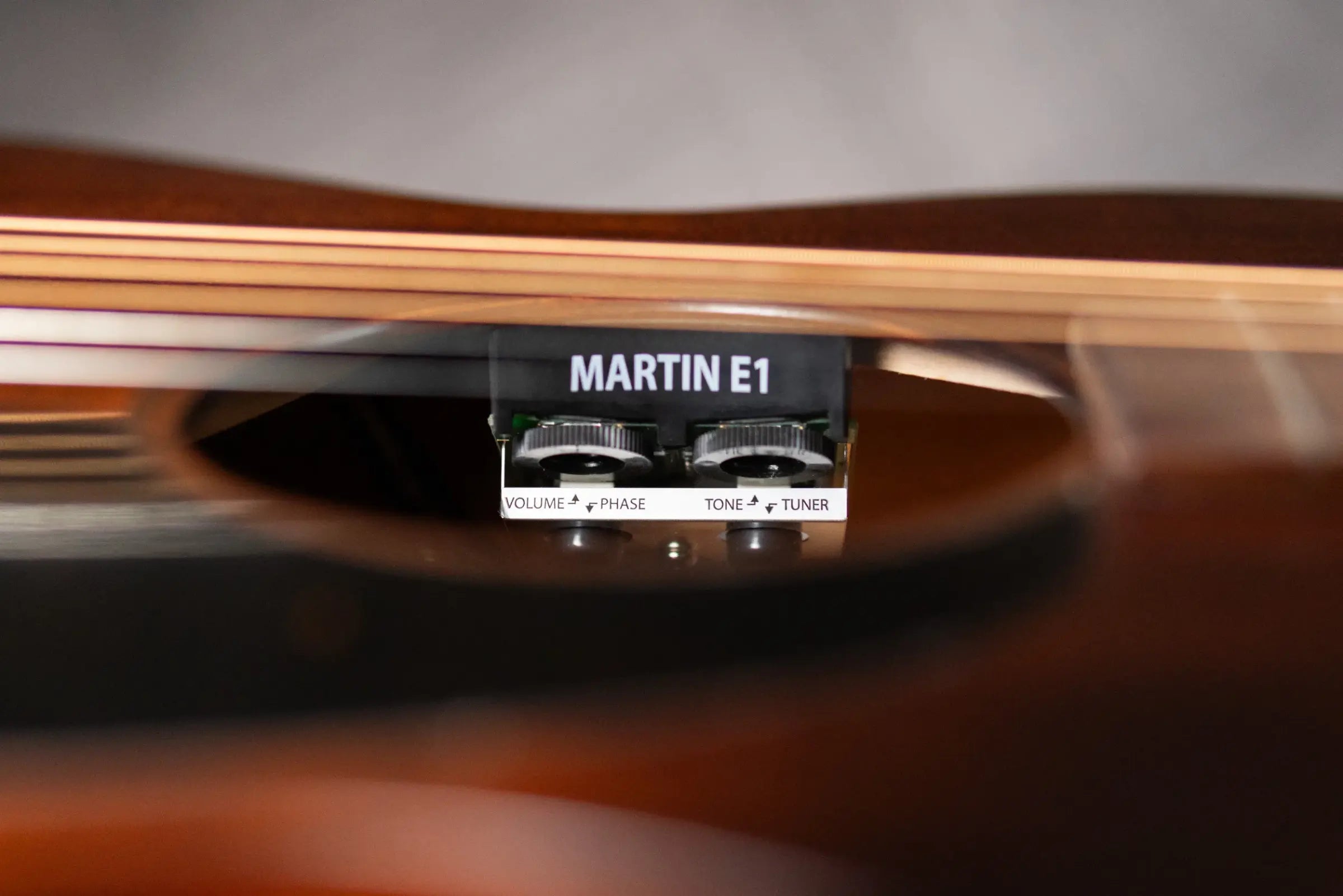 Martin 0-10E Retro Jason Isbell Concert Signature Short Scale Acoustic/Electric Guitar - Dark Mahogany with Gig Bag