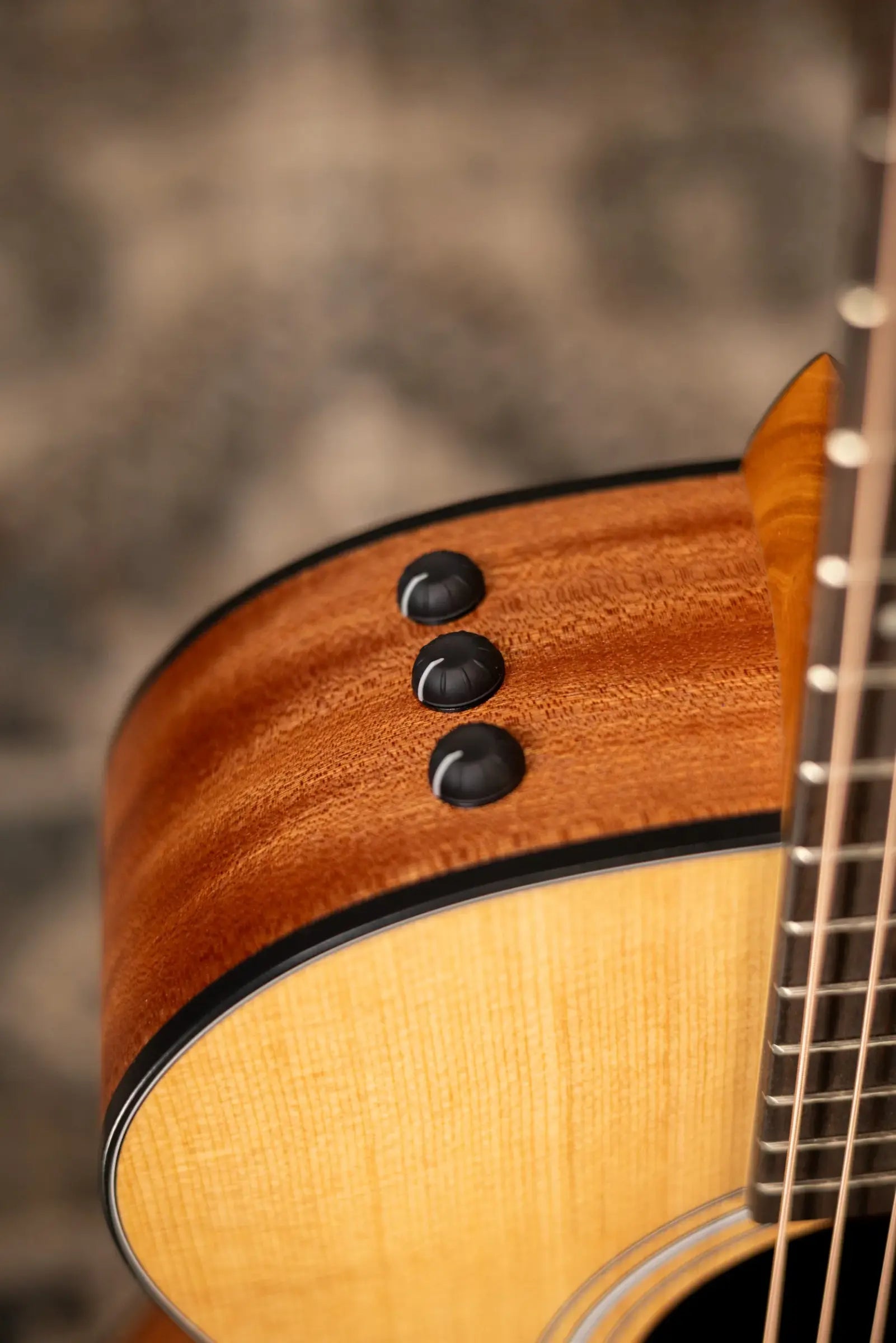 Taylor 112ce Grand Concert Acoustic/Electric Guitar - Sapele with Gig Bag - Factory Demo