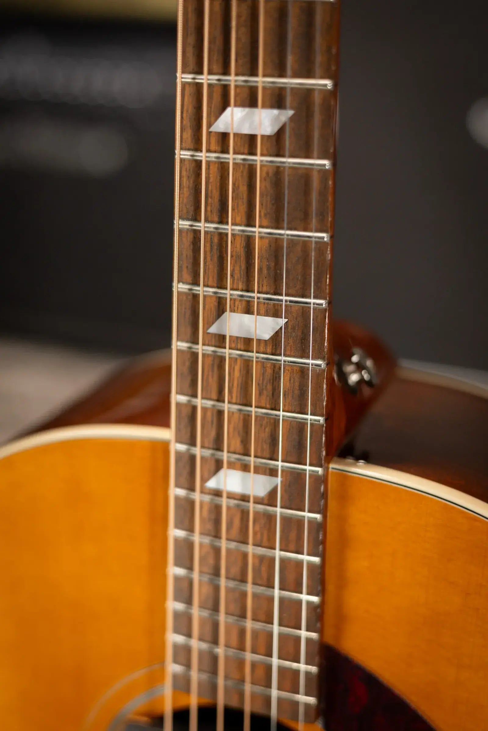 Epiphone Masterbilt Texan FT79 Acoustic Guitar with Fishman Pick-up - Natural with Hardshell Case - Used