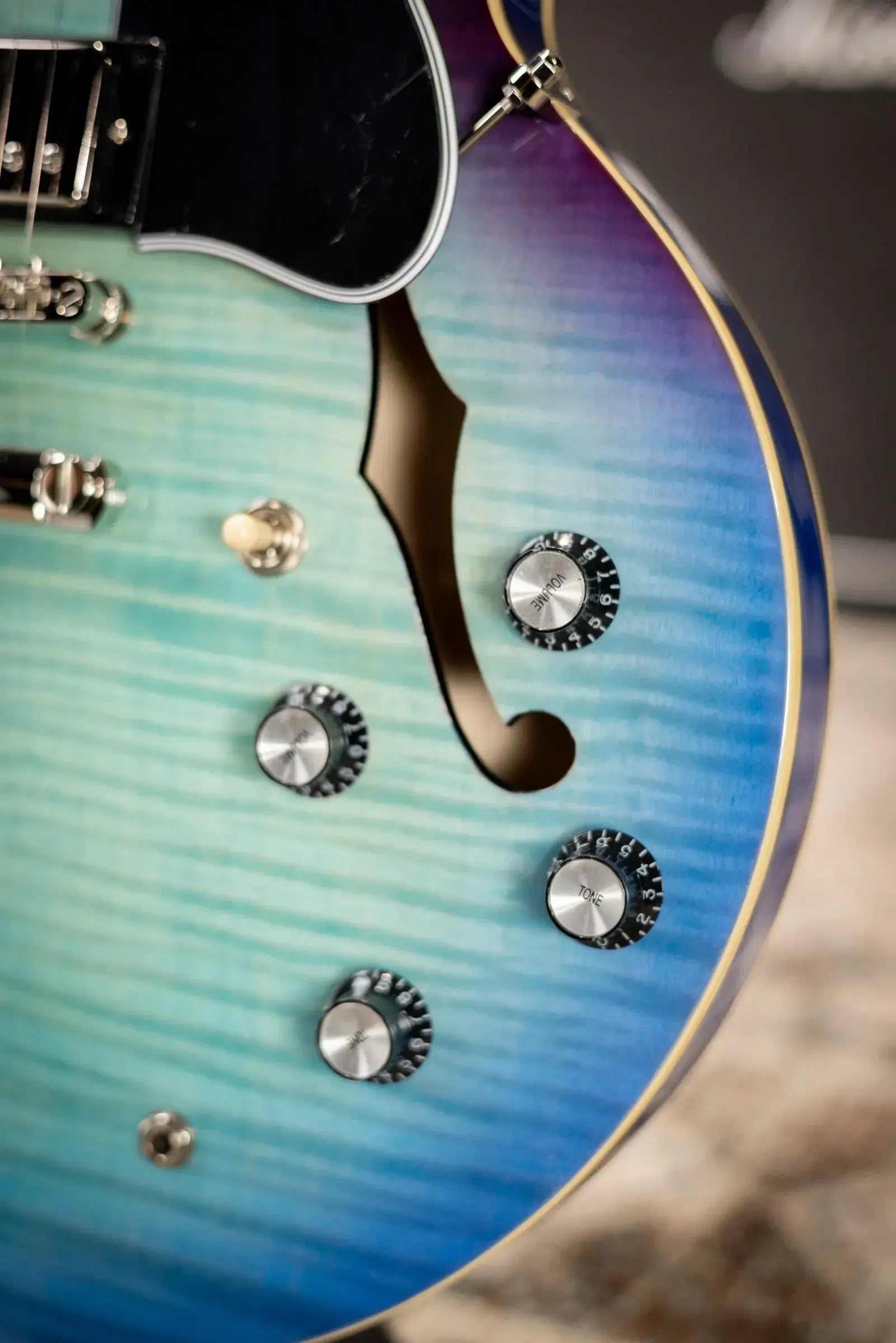 Epiphone ES-335 Figured Semi-hollow Electric Guitar - Blueberry Burst