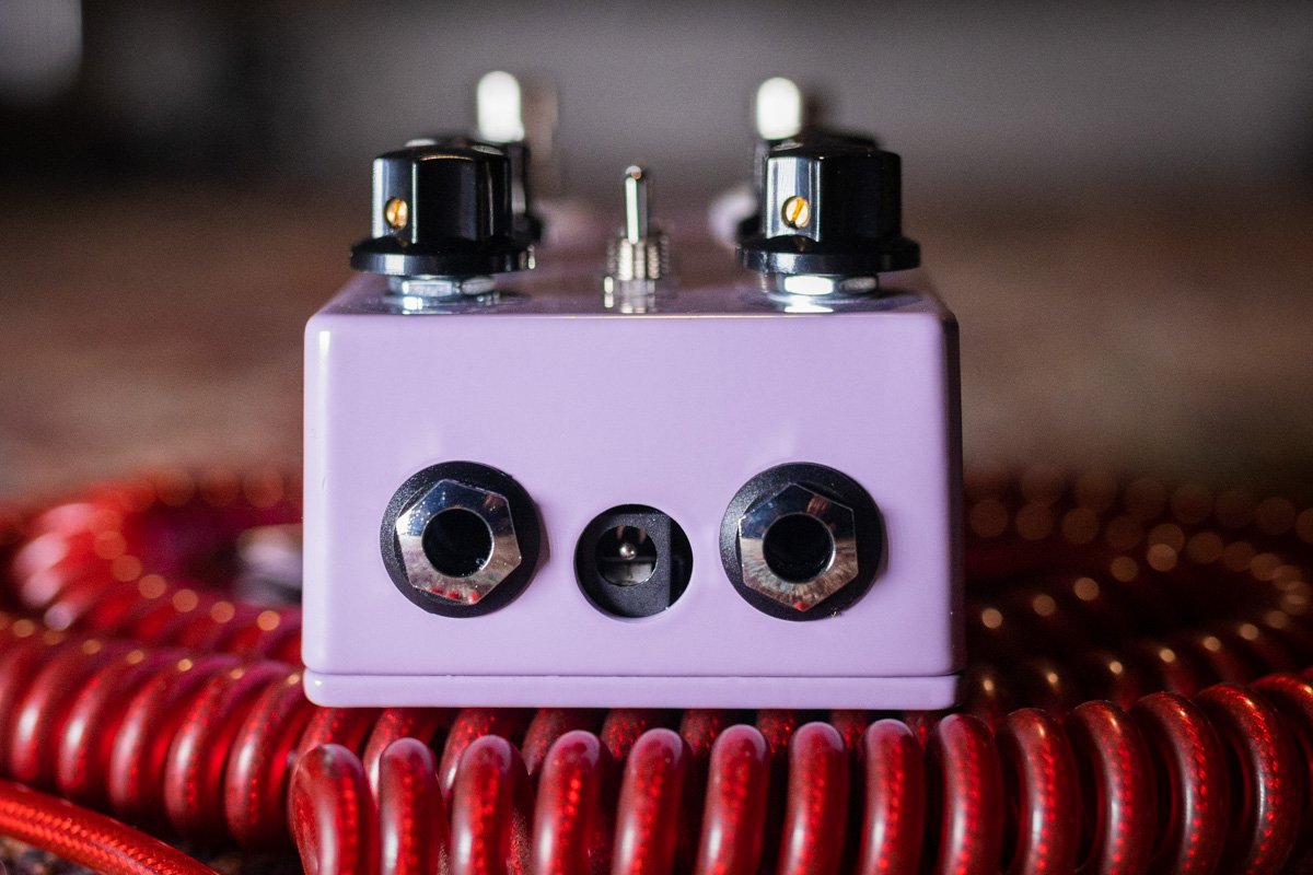 JHS Emperor V2 Chorus/Vibrato Guitar Effects Pedal
