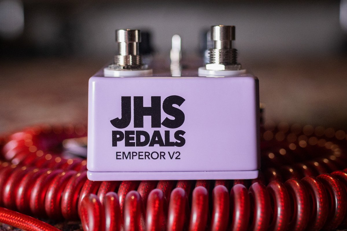 JHS Emperor V2 Chorus/Vibrato Guitar Effects Pedal