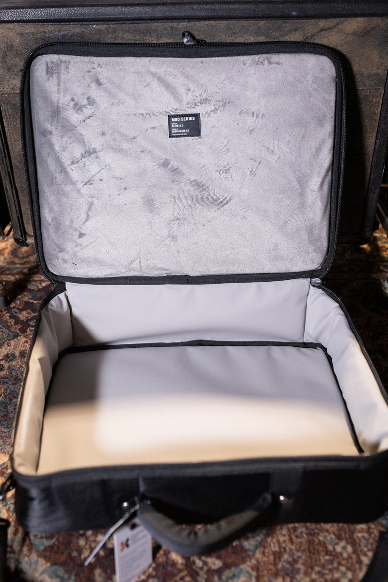 mono club accessory case 2.0 black haggertys 4