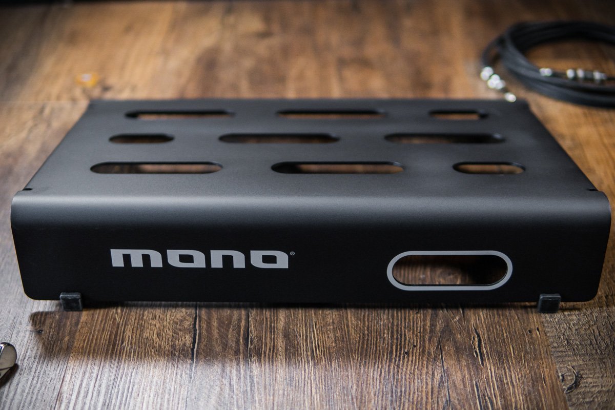 MONO Pedalboard Small Black + Club Accessory Case 2.0 Black