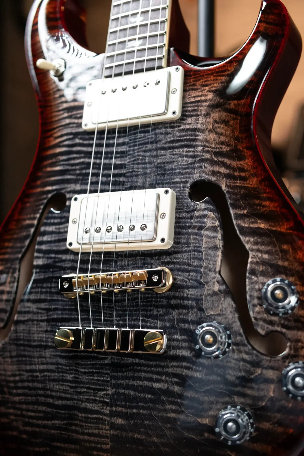 PRS McCarty 594 Hollowbody II - Charcoal Cherry Wrap Burst with Hardshell Case