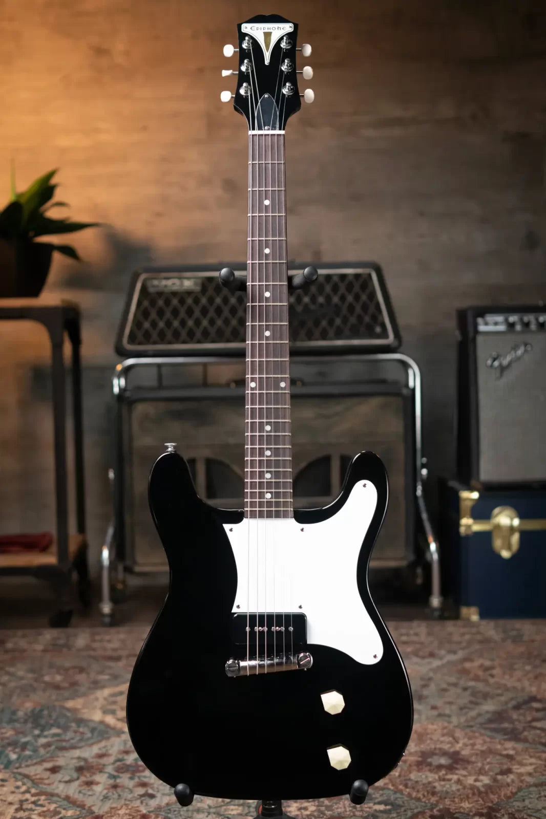 Epiphone USA Coronet - Ebony with a Hardshell Case