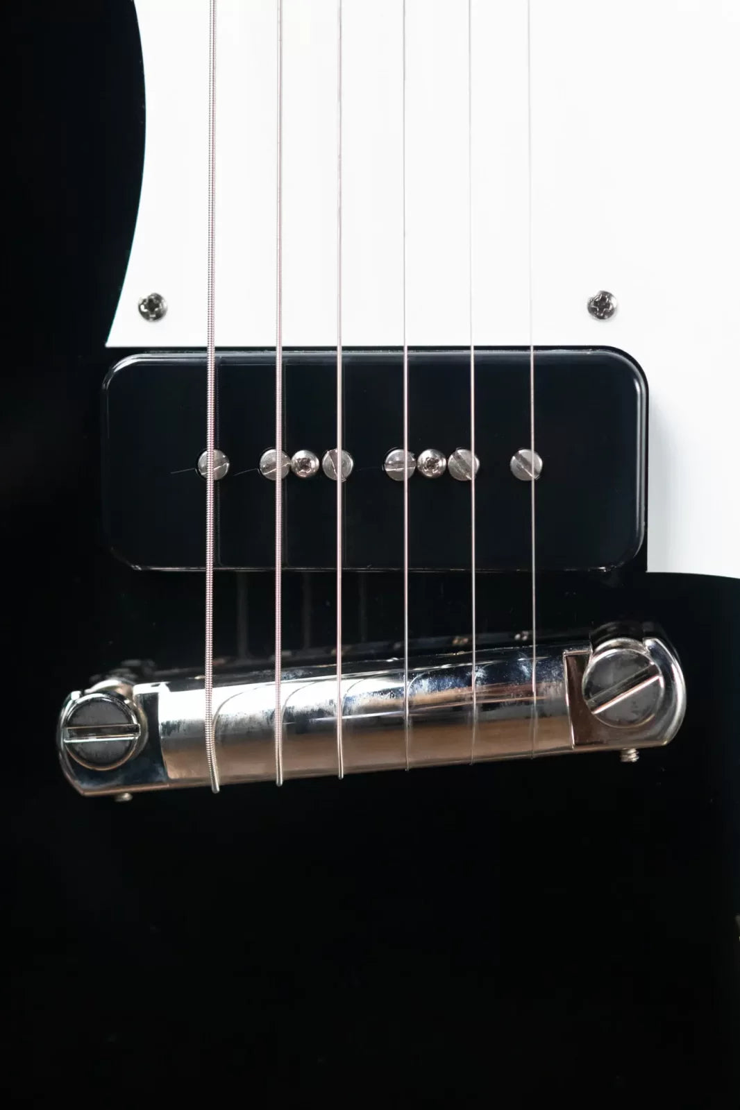Epiphone USA Coronet - Ebony with a Hardshell Case