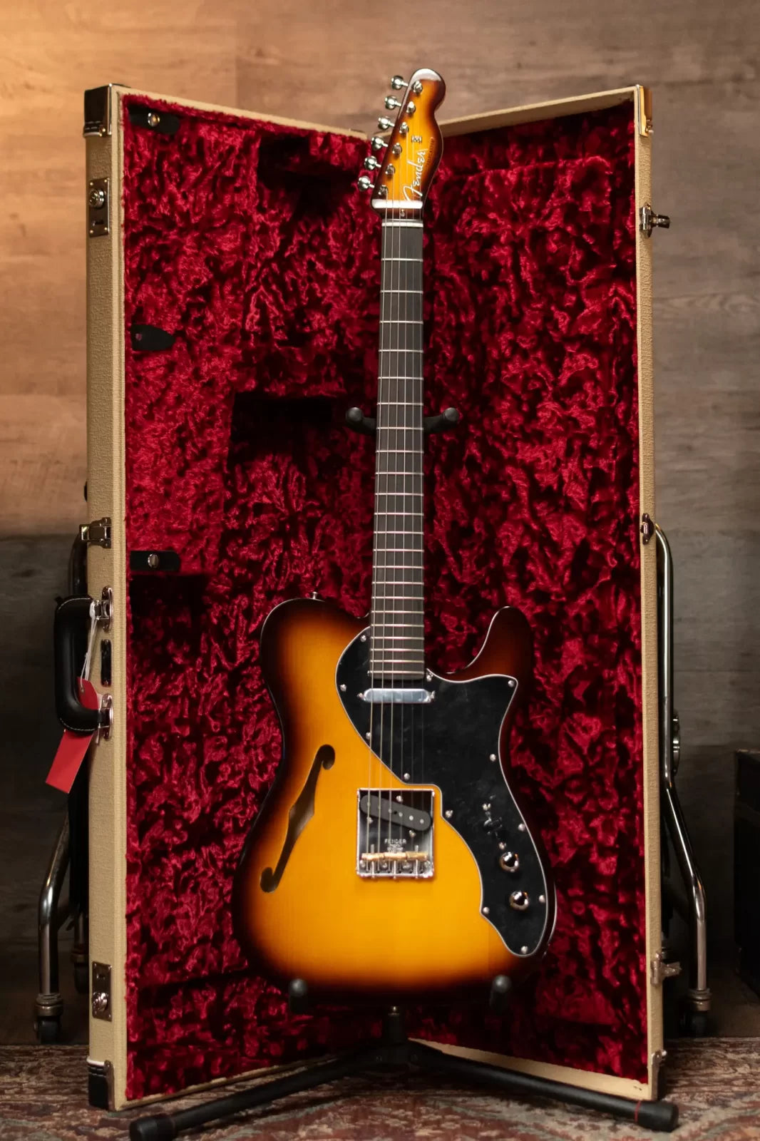 Fender Limited Edition Suona Telecaster Thinline, Ebony Fingerboard - Violin Burst with Deluxe Blonde Hardshell