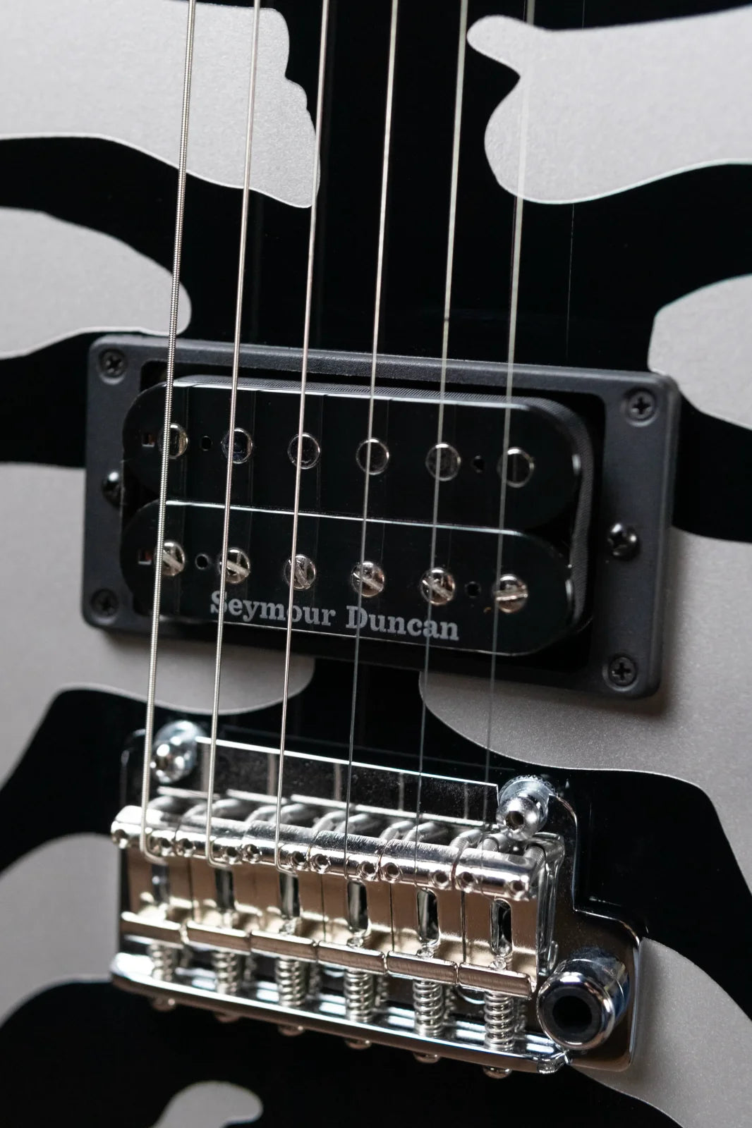 Charvel Super-Stock SD1 H 2PT Maple Fingerboard - Silver Bengal
