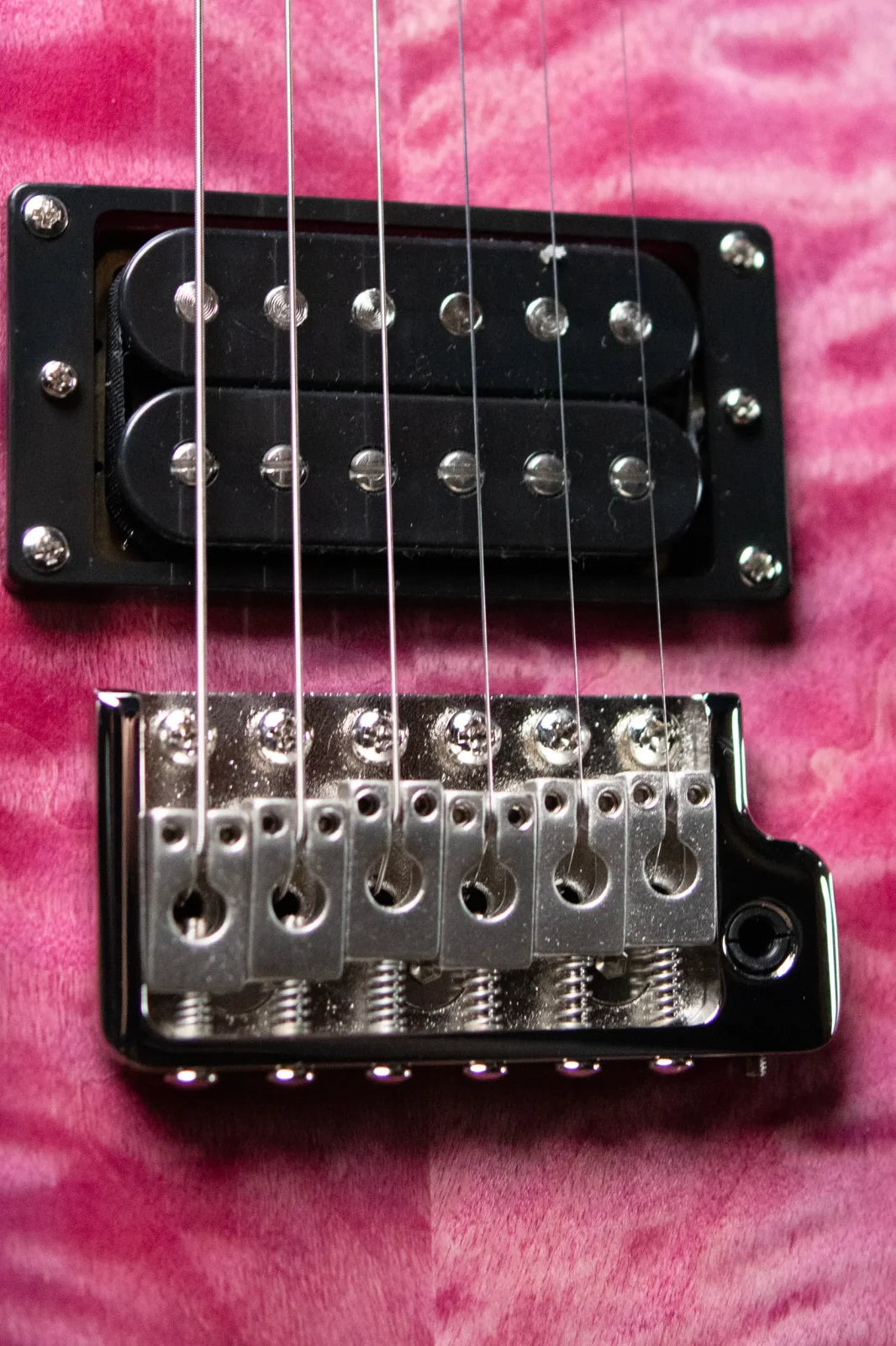 PRS SE Custom 24 - Quilted Violet with Gig Bag