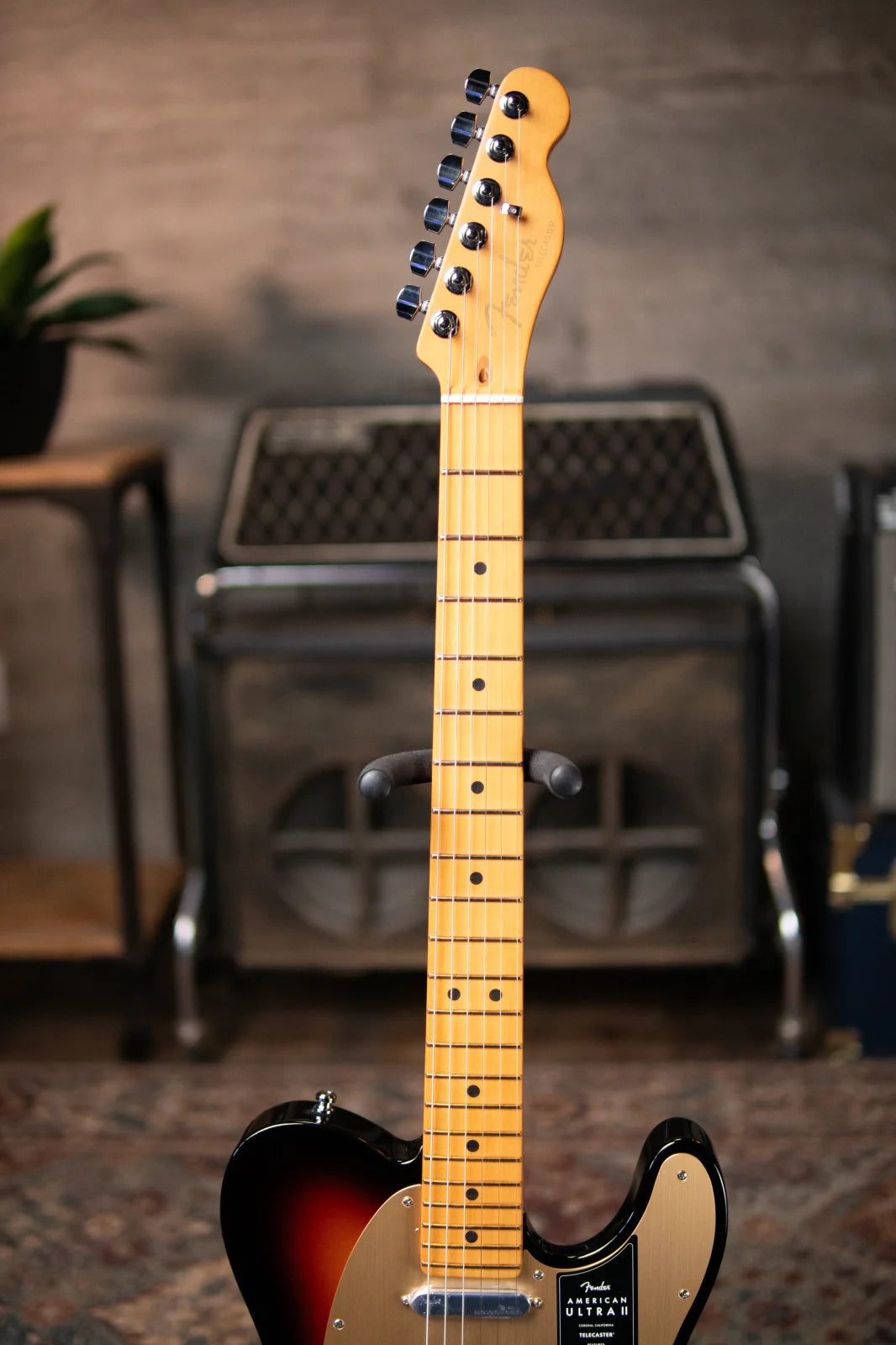 Fender American Ultra II Telecaster - Ultraburst with Hardshell Case
