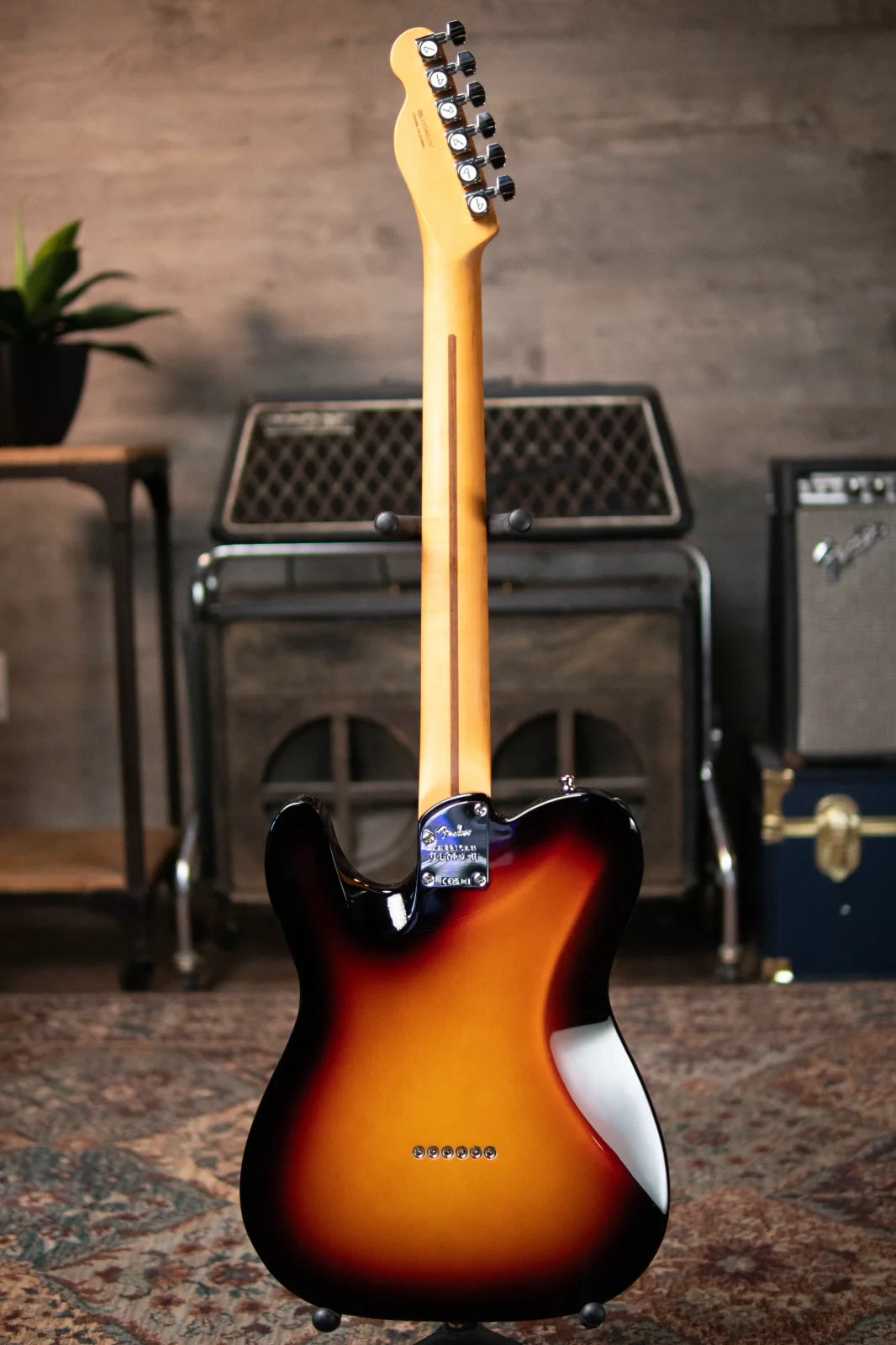 Fender American Ultra II Telecaster - Ultraburst with Hardshell Case