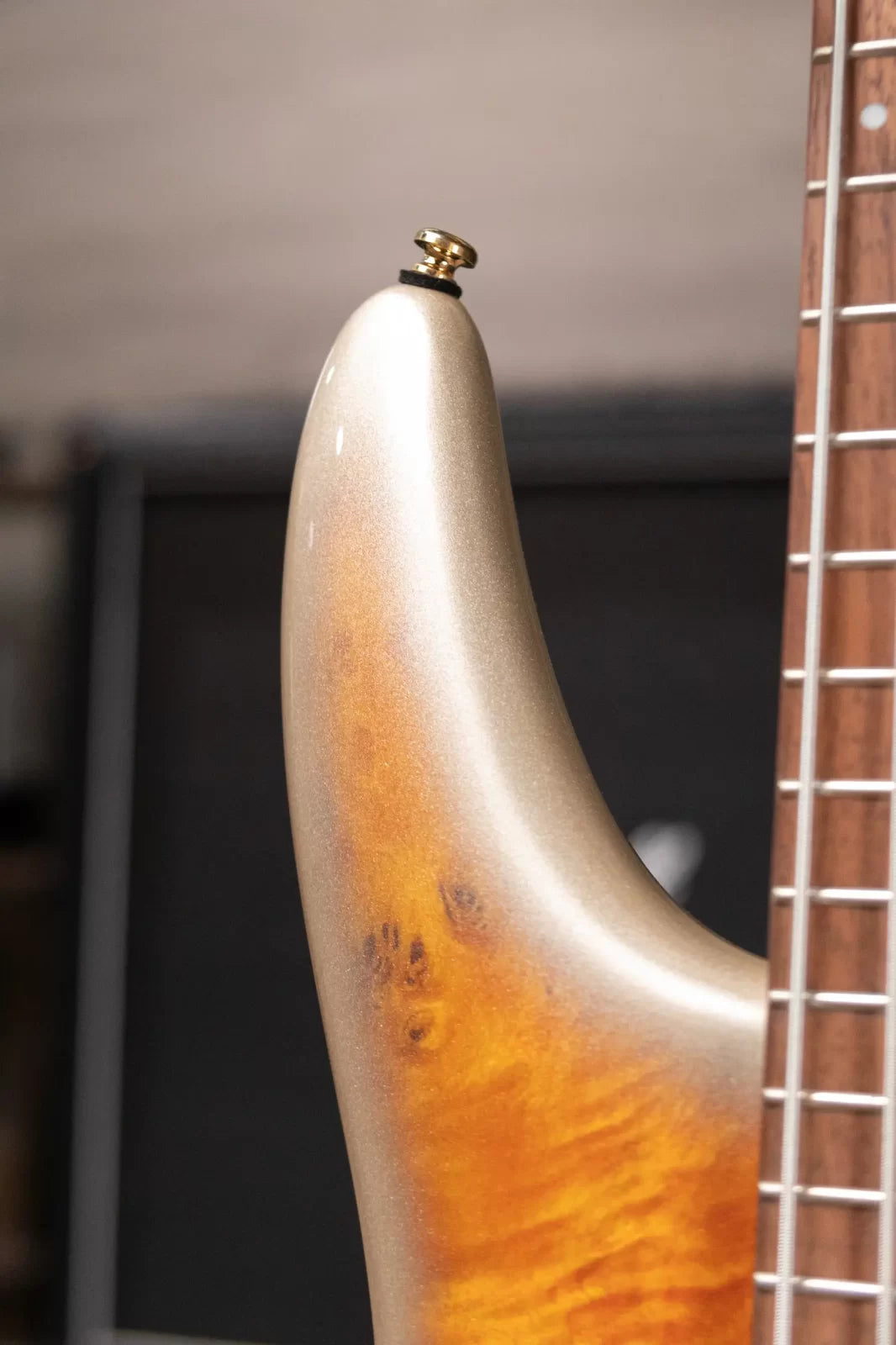 Ibanez SR400EPBDXMGU 4-String Electric Bass - Mars Gold Metallic Burst