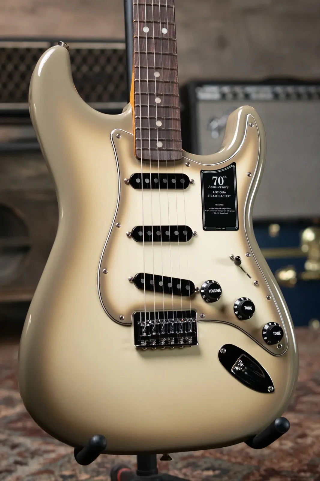 Fender 70th Anniversary Antigua Stratocaster, Rosewood Fingerboard - Antigua with Vintage-Style Black Hardshell Case
