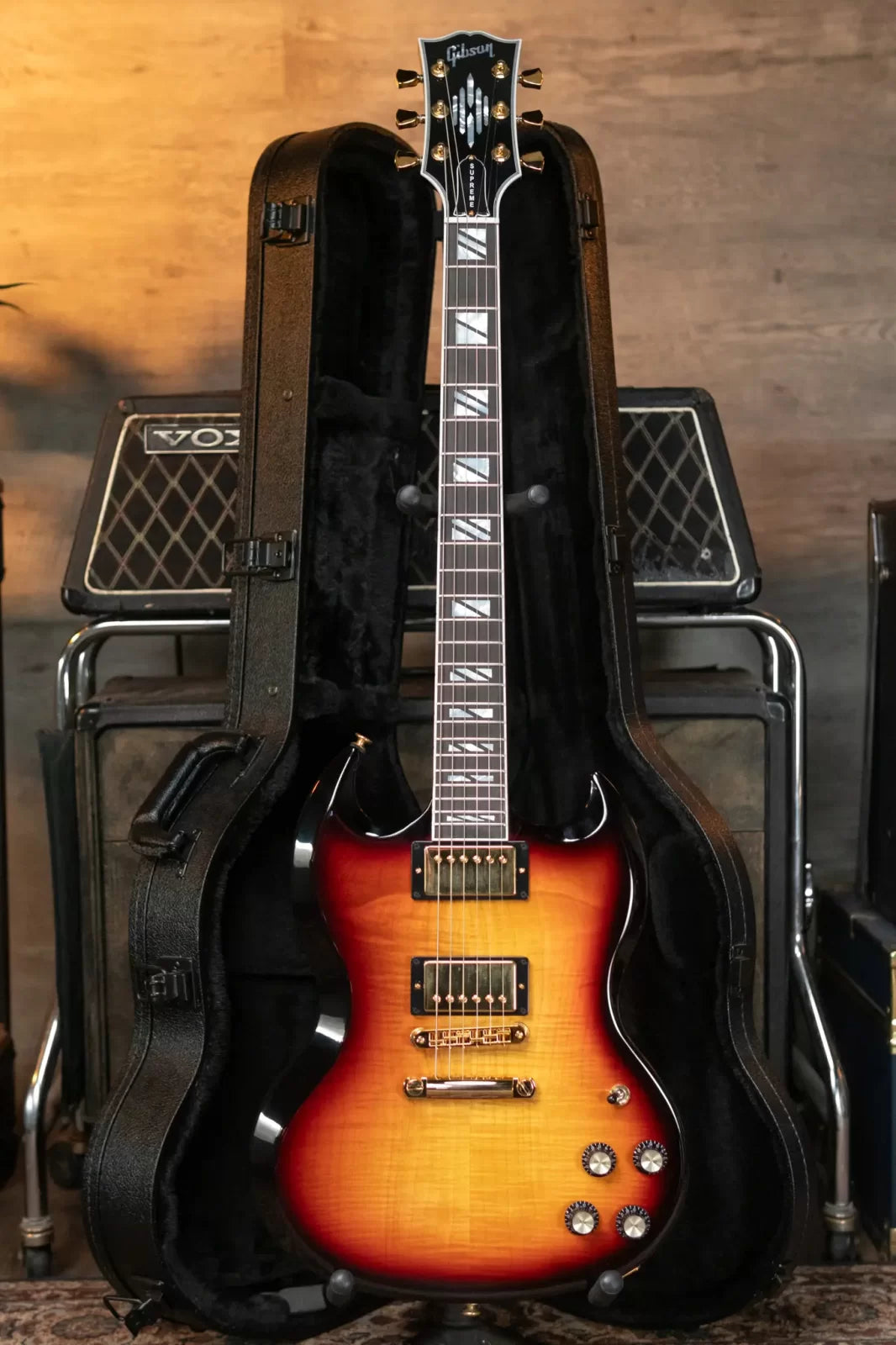 Gibson SG Supreme - Fireburst with Hardshell Case