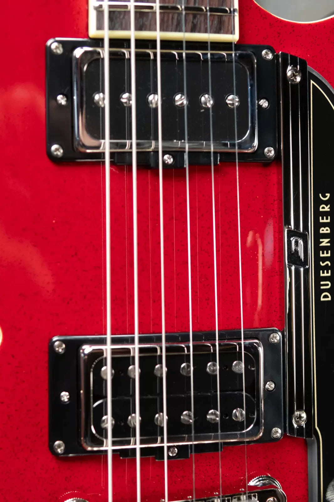Duesenberg Starplayer TV - Red Sparkle with Hardshell Case