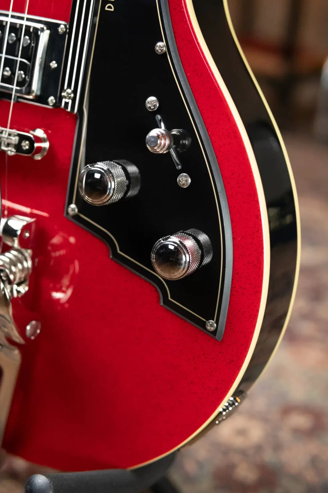 Duesenberg Starplayer TV - Red Sparkle with Hardshell Case