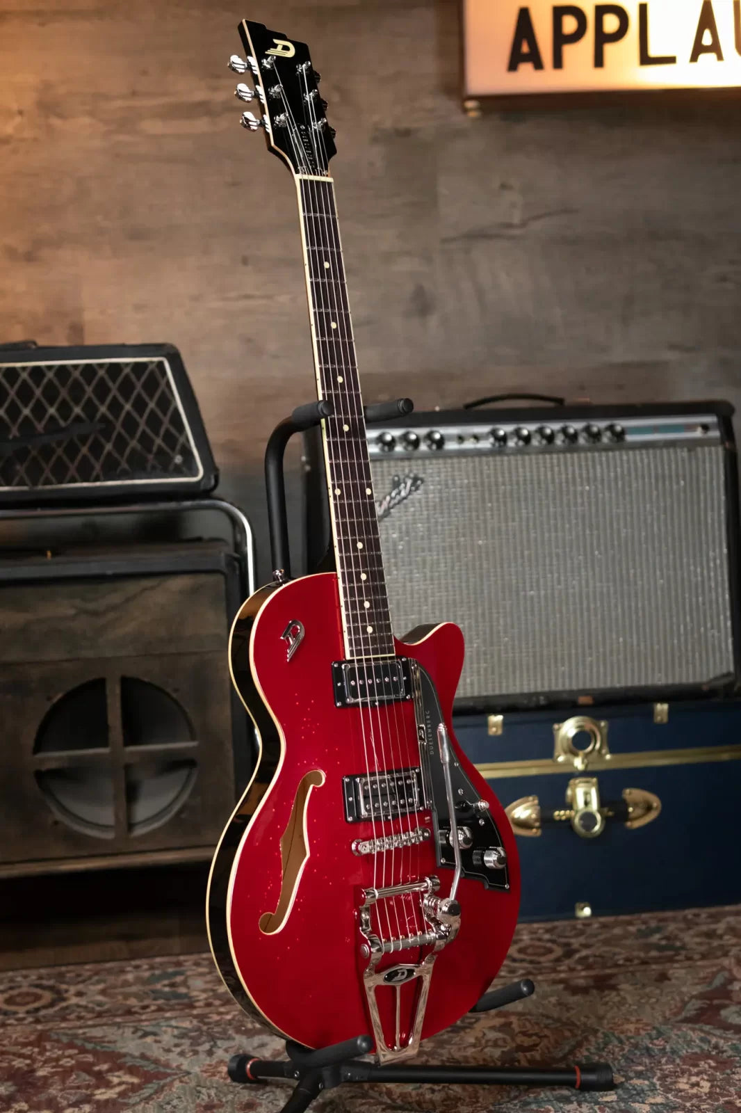 Duesenberg Starplayer TV - Red Sparkle with Hardshell Case