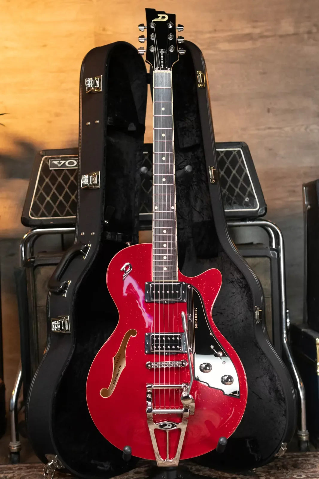 Duesenberg Starplayer TV Semi-Hollow Electric Guitar - Red Sparkle with Hardshell Case