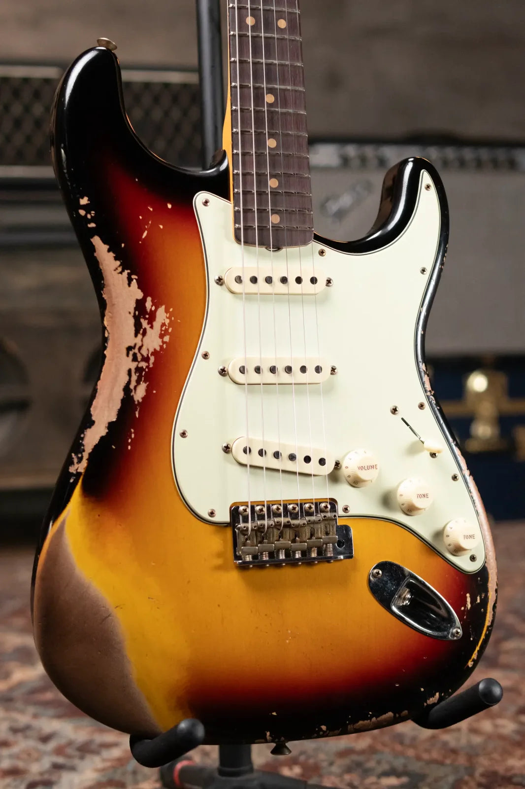 Fender Custom Shop Limited Edition 1964 L-Series Stratocaster Heavy Relic - 3-Color Sunburst with Hardshell Case