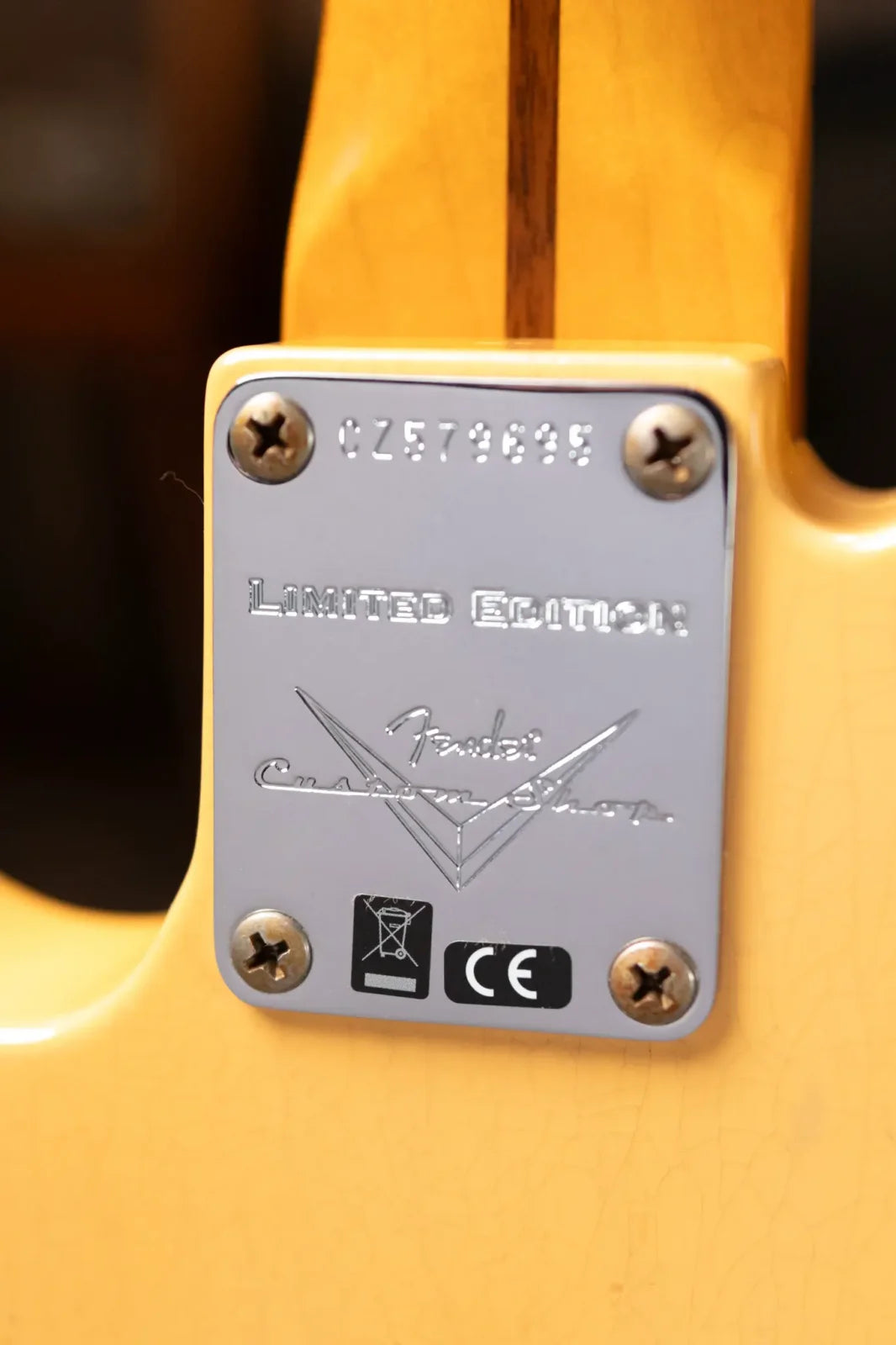 Fender Custom Shop Limited Edition CuNiFe Telecaster Custom Heavy Relic 1-Piece Maple Neck - Aged Nocaster Blonde