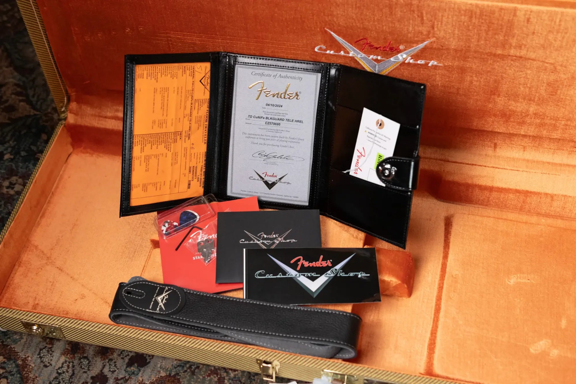 Fender Custom Shop Limited Edition CuNiFe Telecaster Custom Heavy Relic 1-Piece Maple Neck - Aged Nocaster Blonde