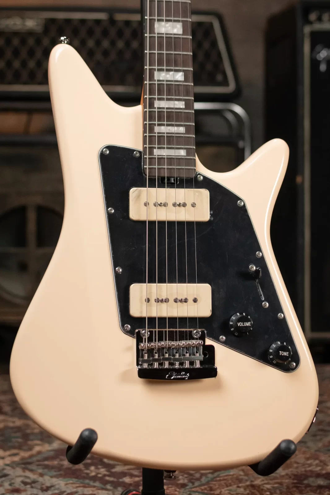 Sterling by Music Man Albert Lee P90 AL40P - Vintage Cream