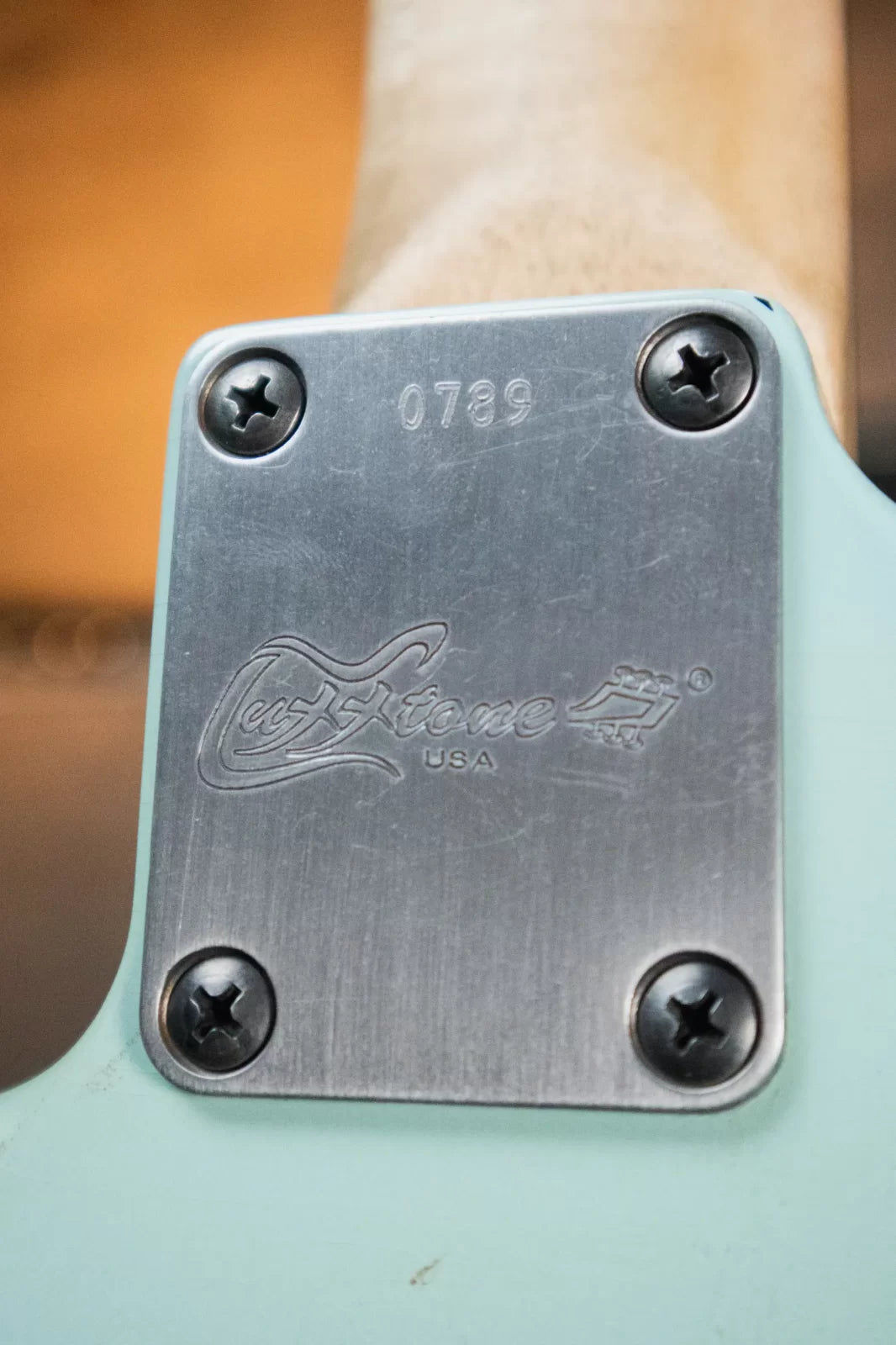 Luxxtone Choppa S - Daphne Blue over Sunburst with Hardshell Case