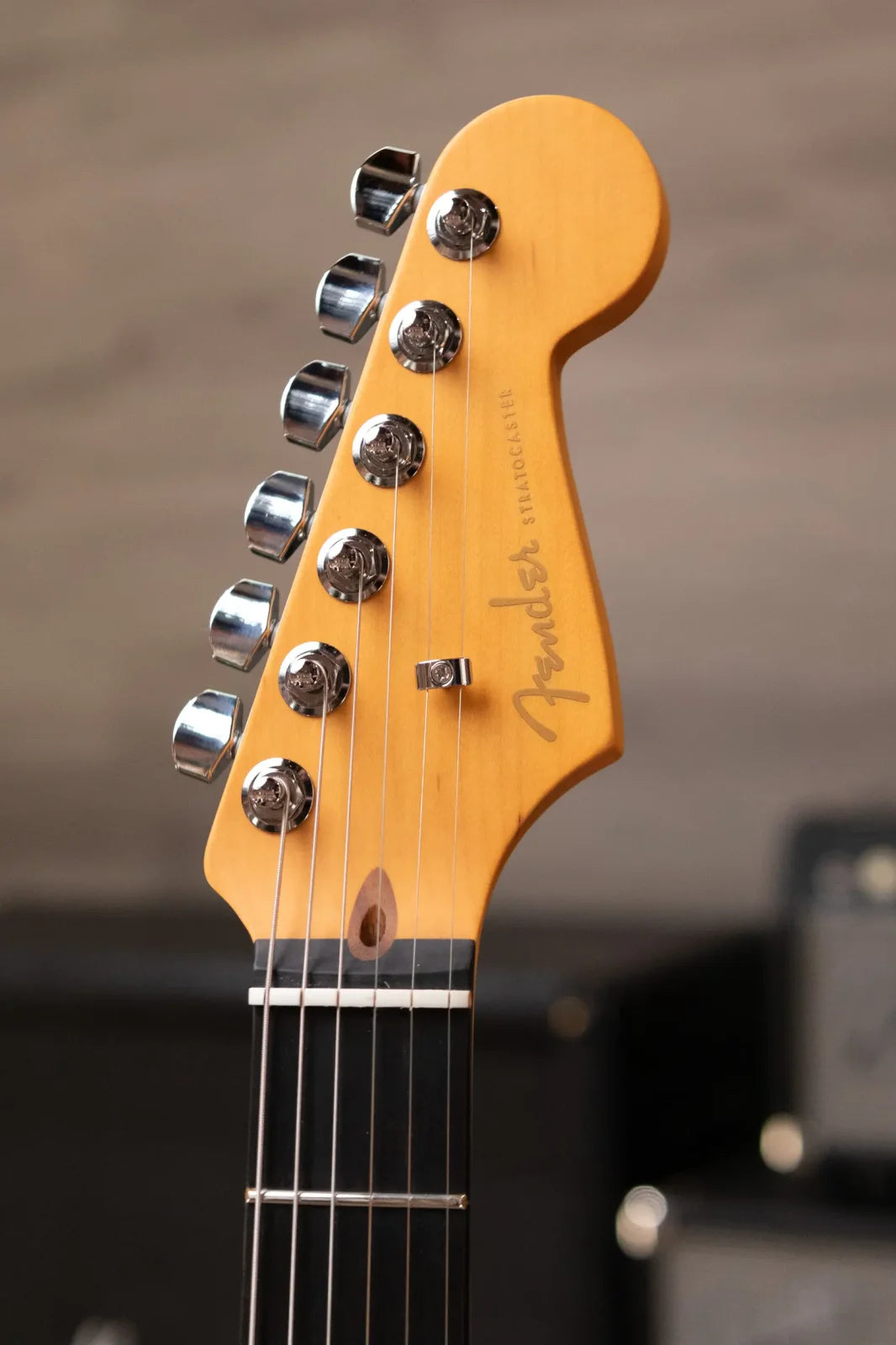 Fender American Ultra II Stratocaster HSS Electric Guitar - Ultraburst with Hardshell Case - Demo