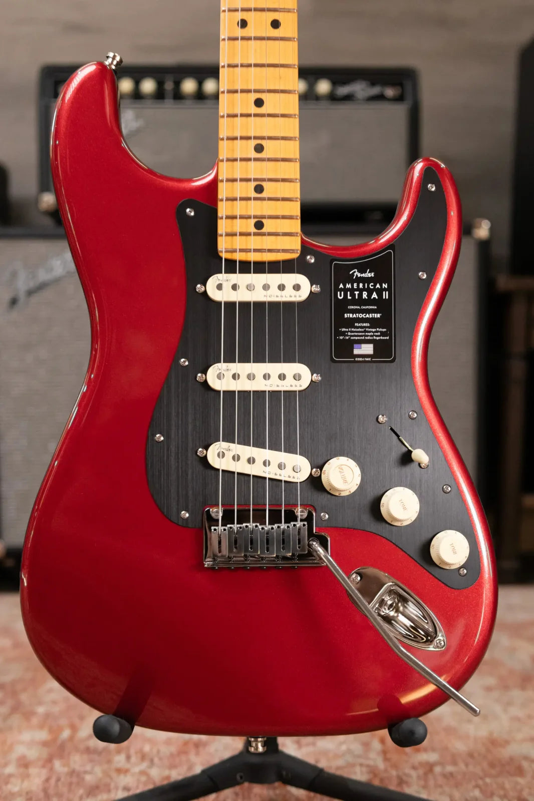 Fender American Ultra II Stratocaster - Sinister Red with Hardshell Case