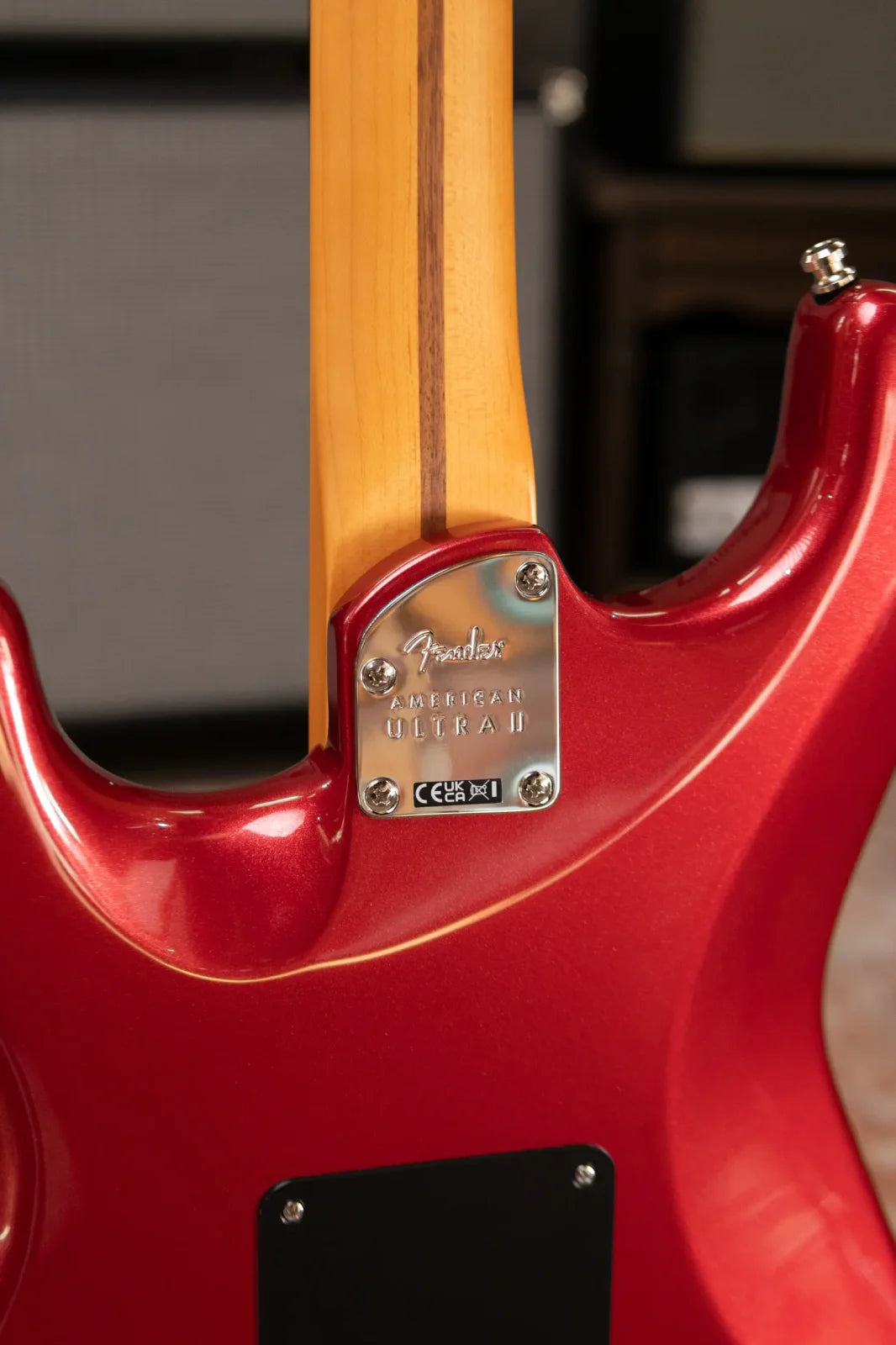 Fender American Ultra II Stratocaster - Sinister Red with Hardshell Case