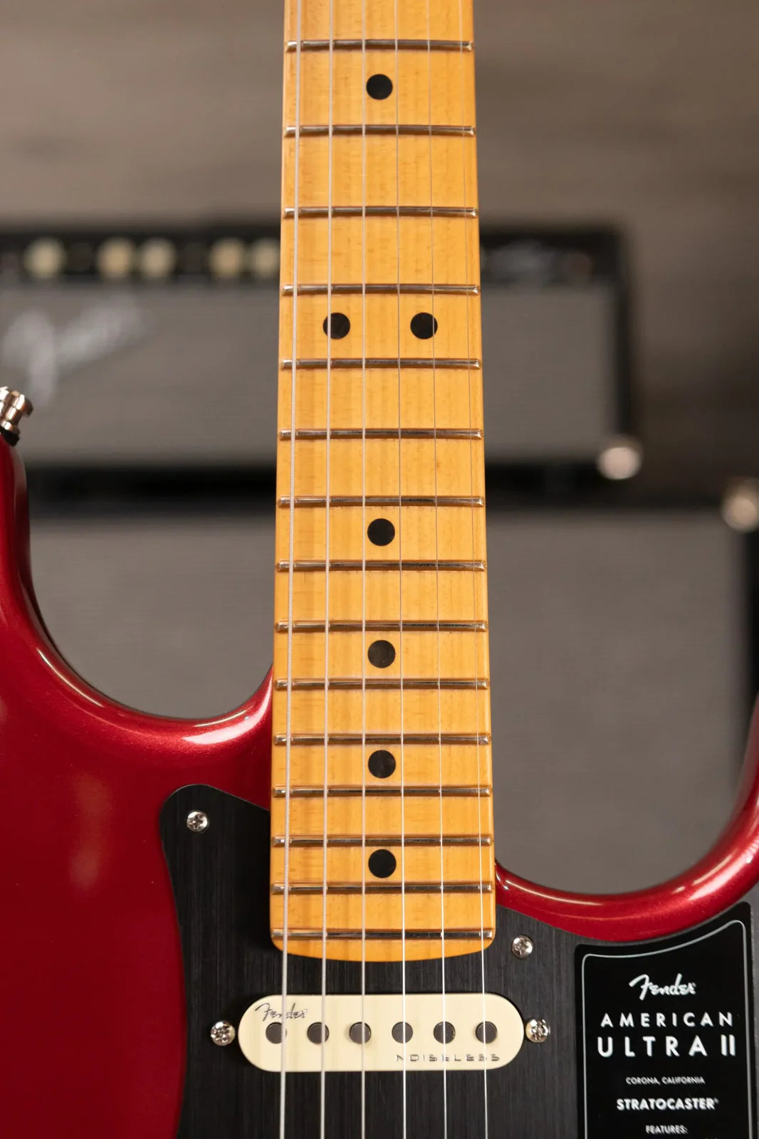 Fender American Ultra II Stratocaster - Sinister Red with Hardshell Case