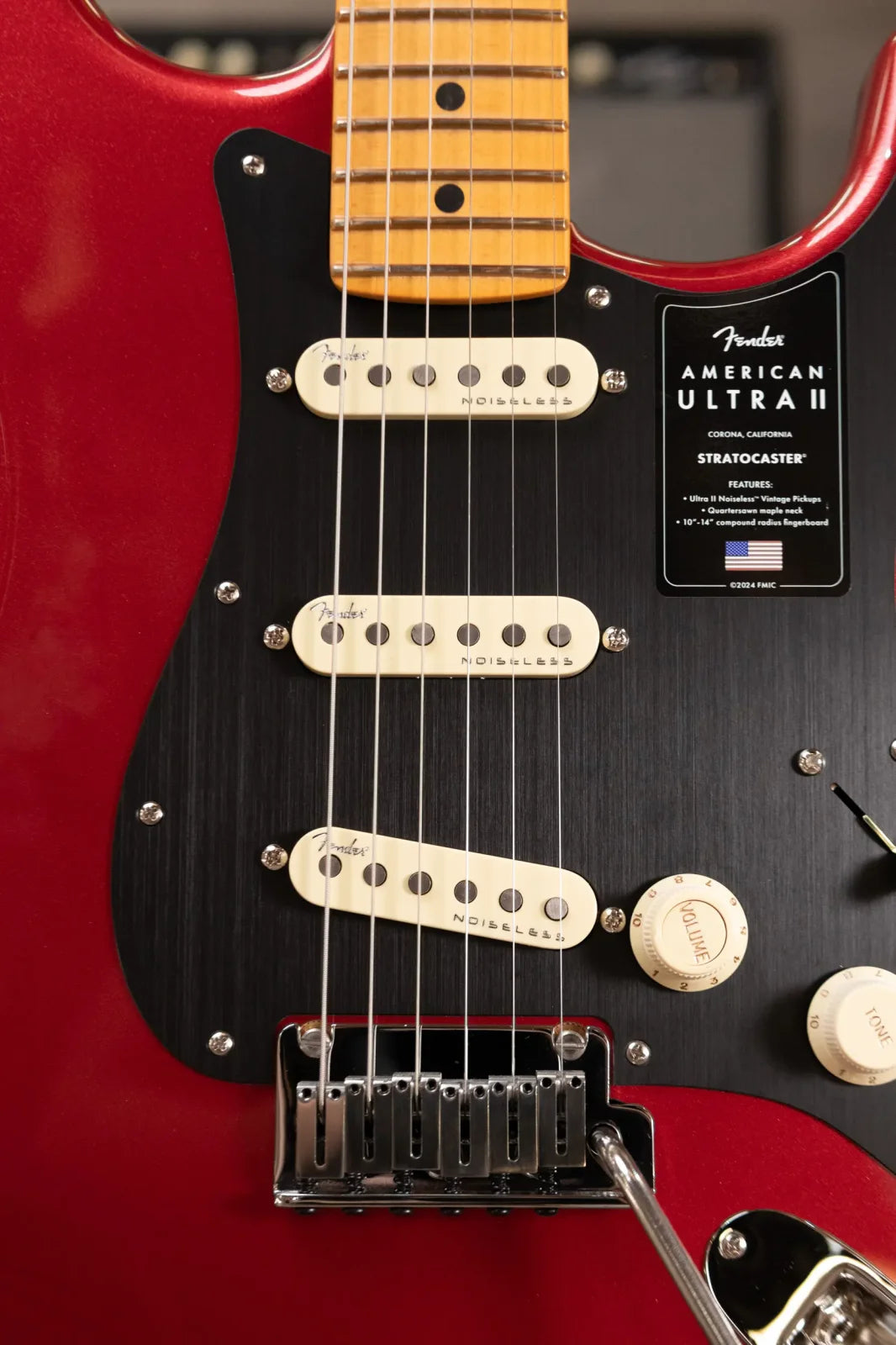 Fender American Ultra II Stratocaster - Sinister Red with Hardshell Case