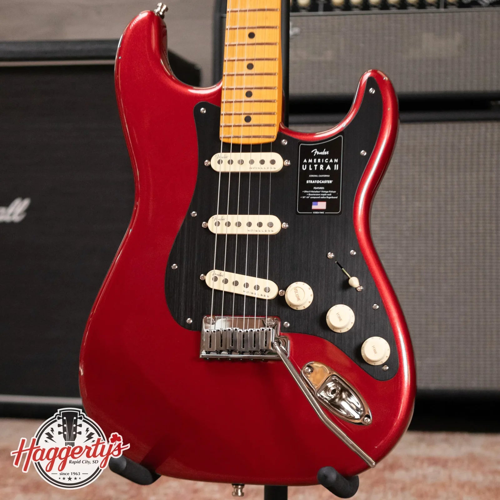 Fender American Ultra II Stratocaster - Sinister Red with Hardshell Case