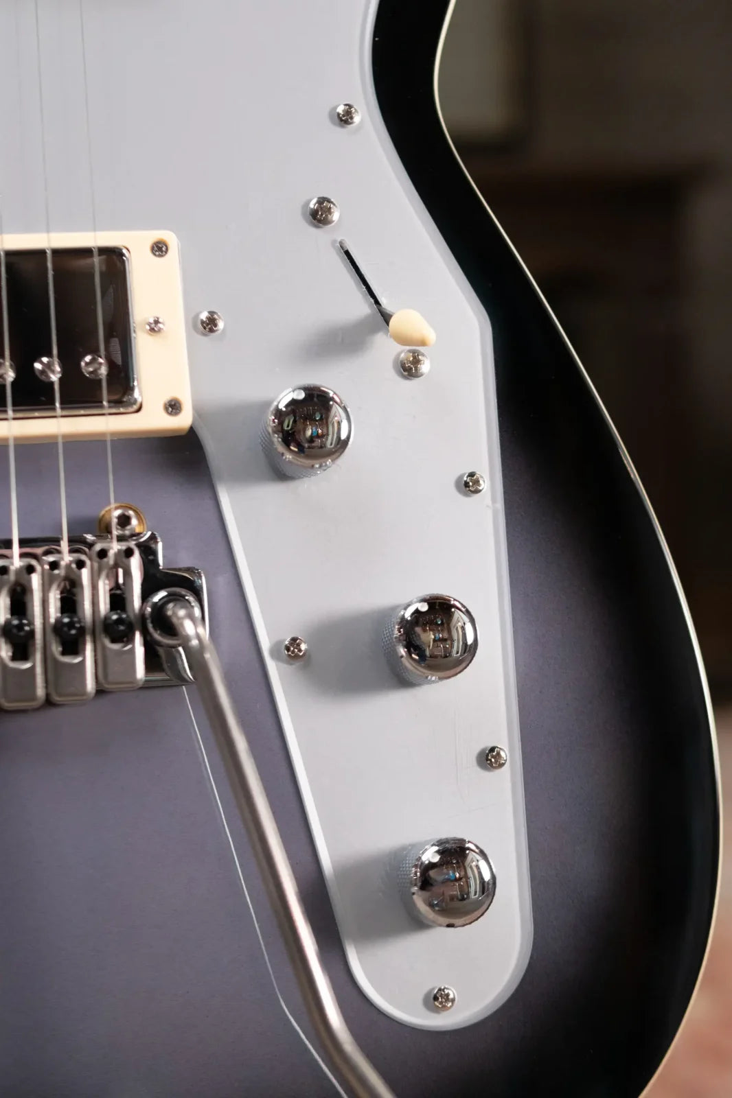 Reverend Double Agent W Electric Guitar - Periwinkle Burst
