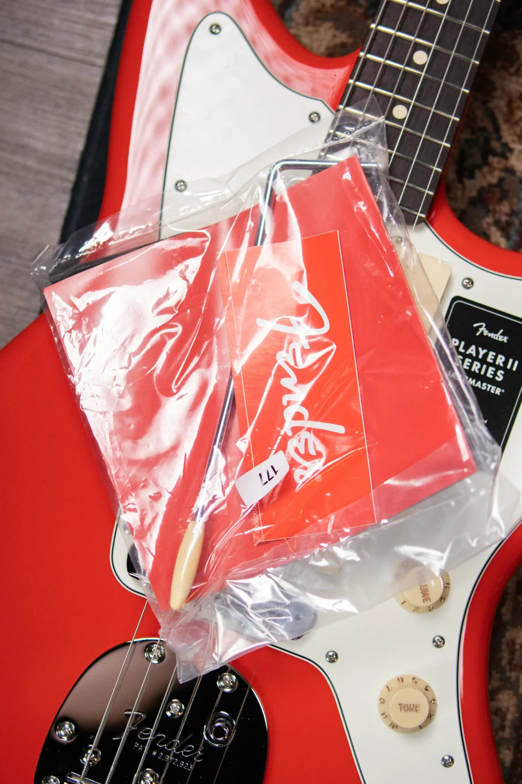 Fender Player II Jazzmaster Rosewood Fingerboard - Coral Red