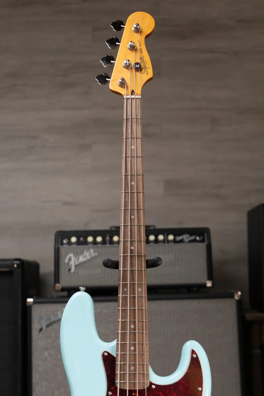 new 8.9 lb Squier Classic Vibe 60s Jazz Bass Daphne Blue haggertys 04