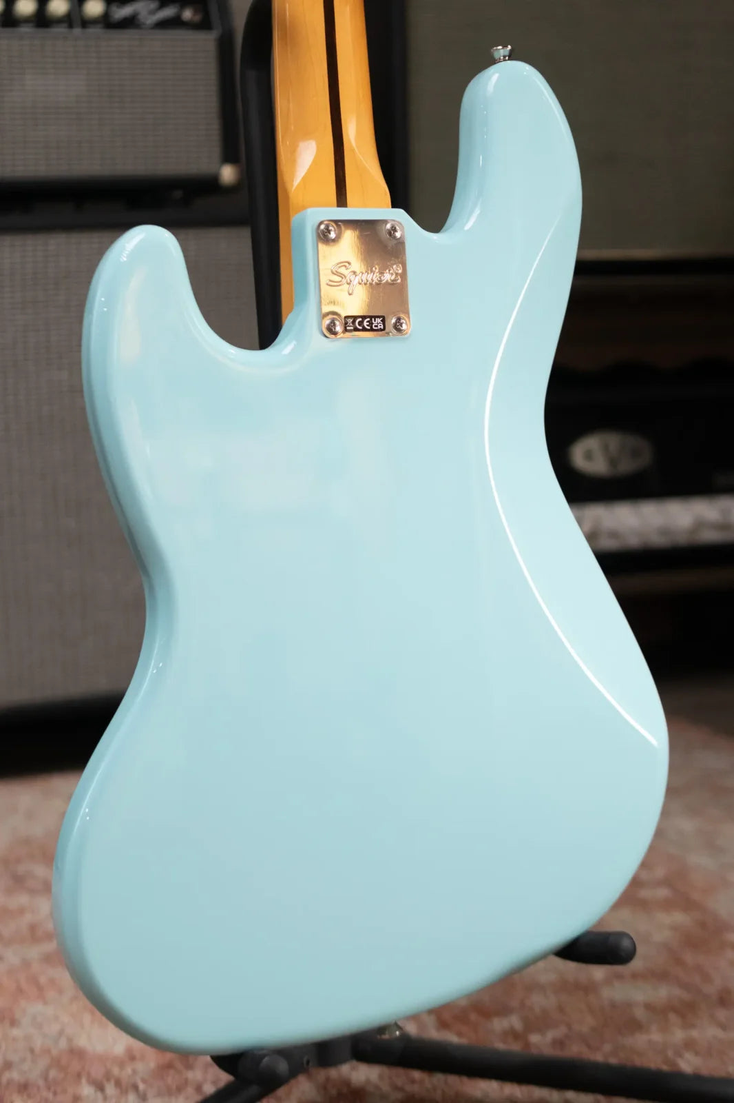 new 8.9 lb Squier Classic Vibe 60s Jazz Bass Daphne Blue haggertys 08