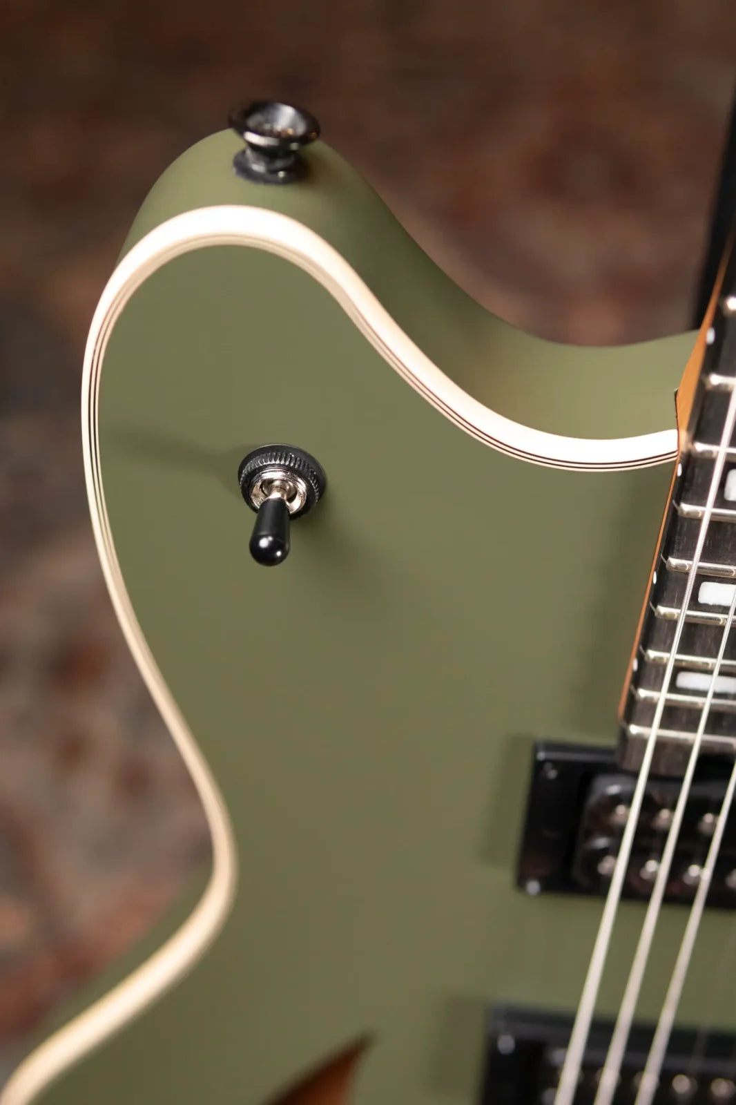 EVH SA-126 Special - Matte Army Drab with Hardshell Case