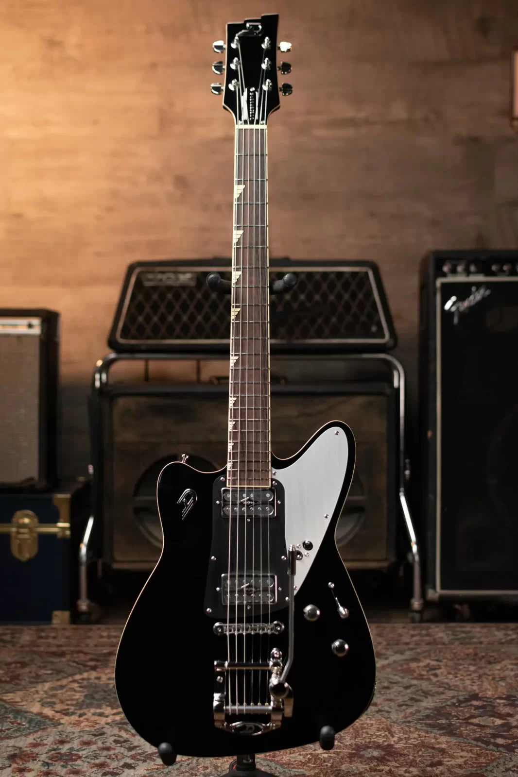 Duesenberg Falken Black Tremolo with Gig Bag