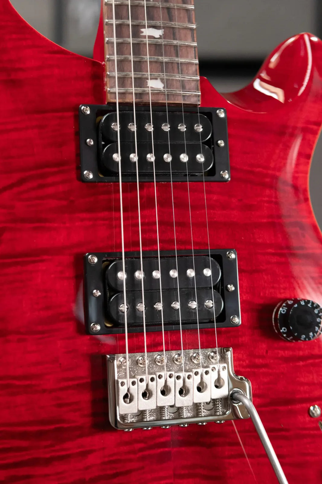 PRS SE Custom 24 Electric Guitar - Ruby with Gig Bag