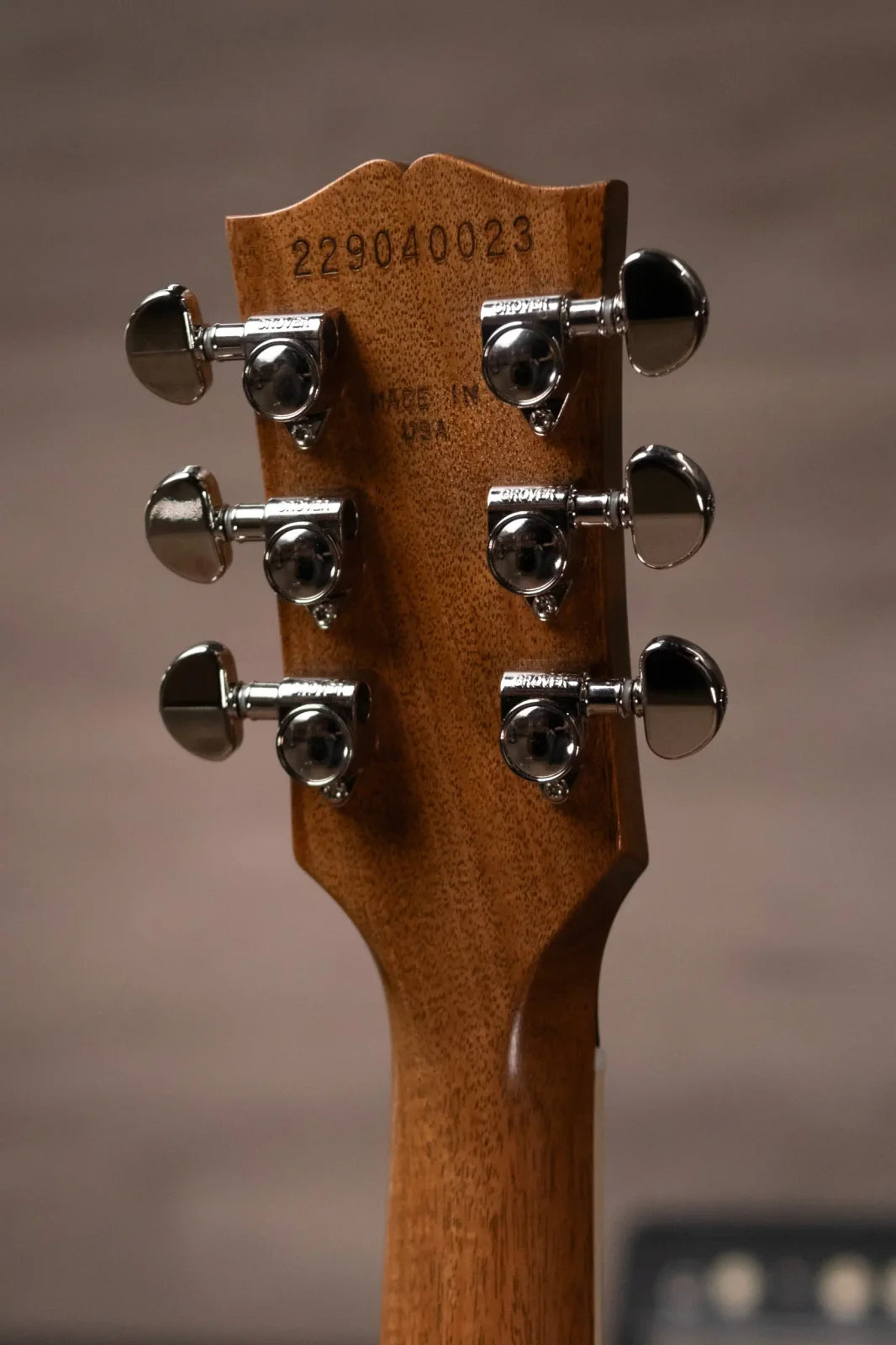 Gibson Les Paul Standard '60s Faded - Vintage Cherry Sunburst with Hardshell Case