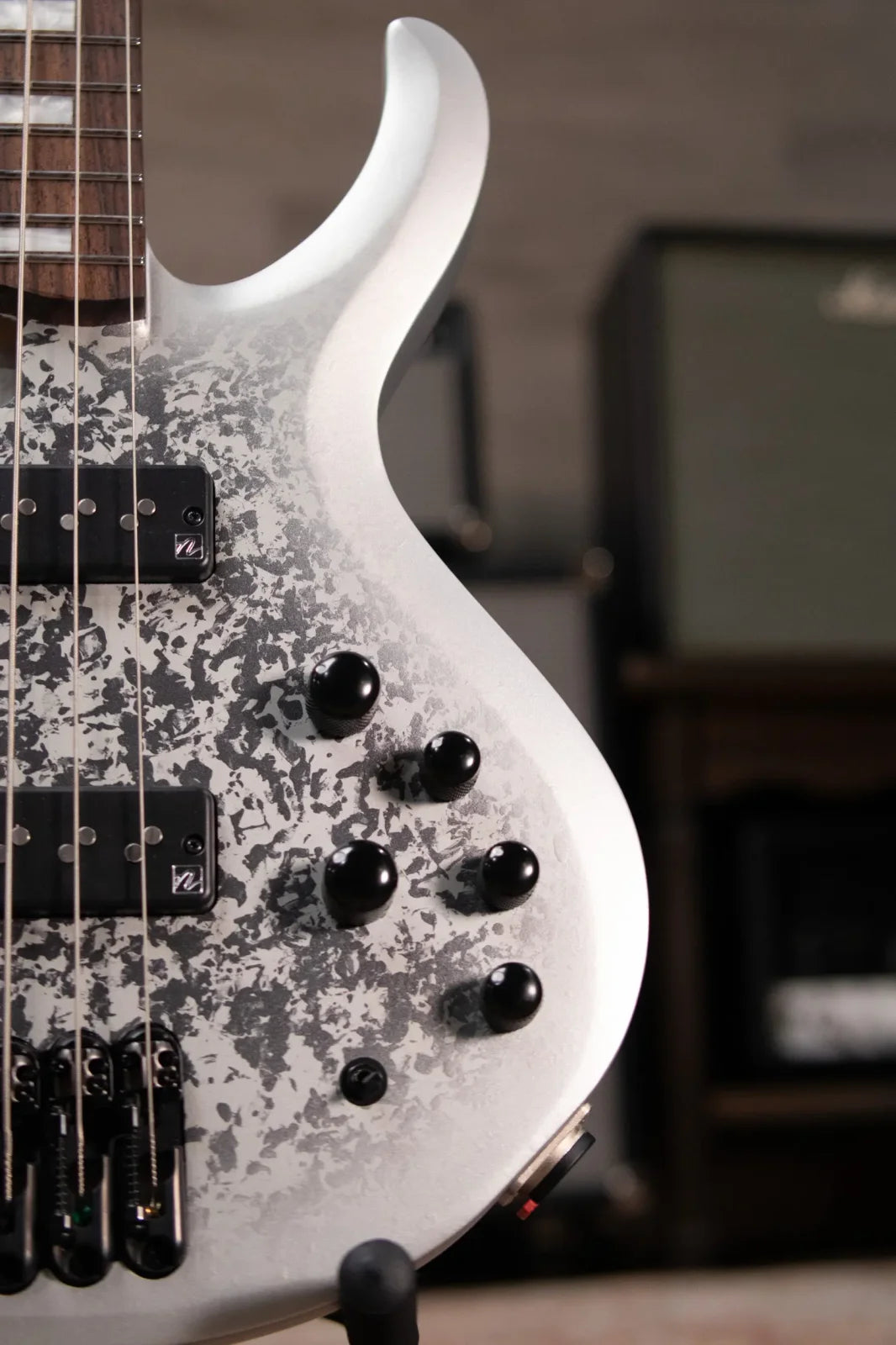 Ibanez BTB25TH6SLM 6-String Bass Guitar - Silver Blizzard Matte