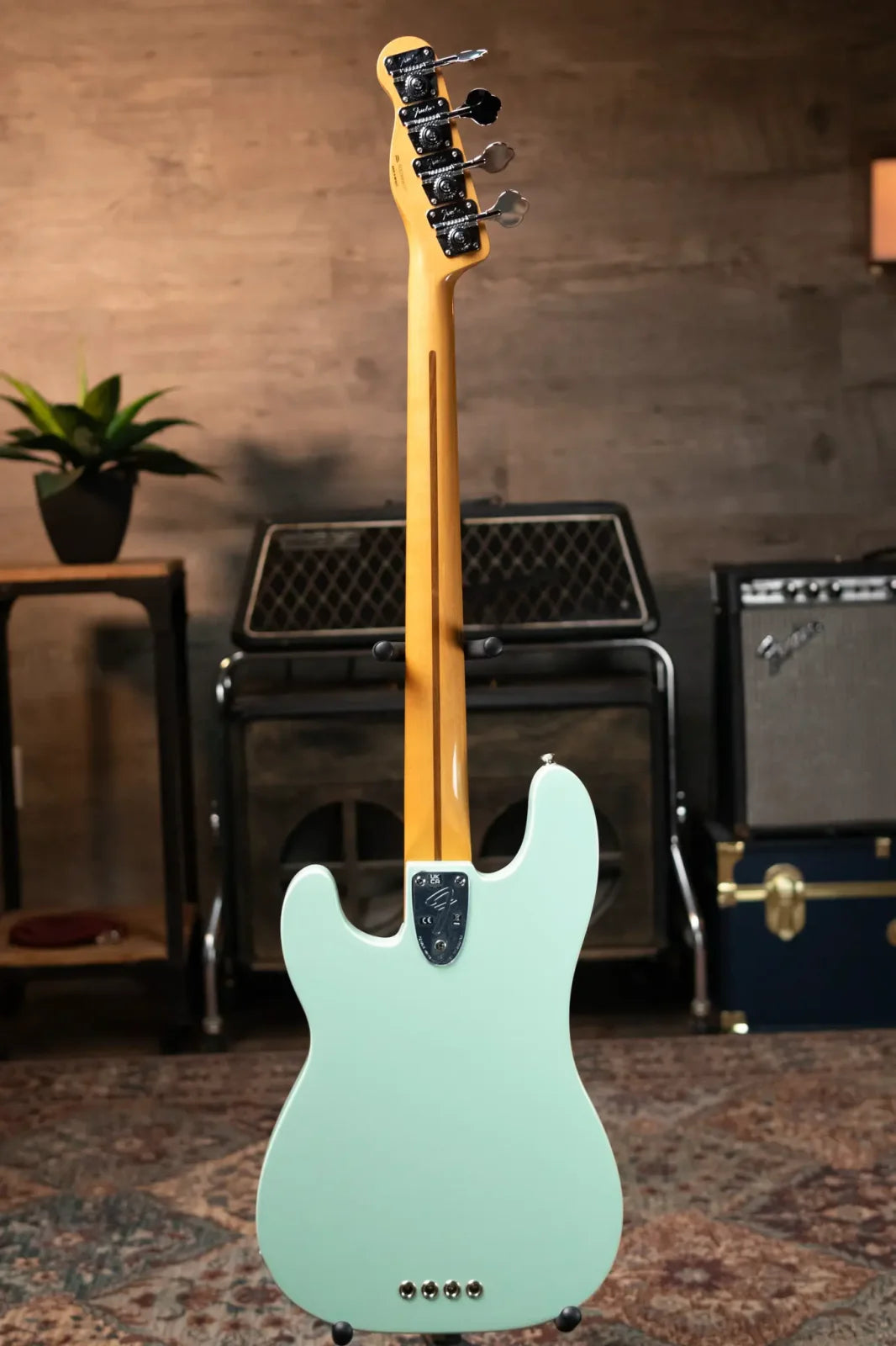 Fender Vintera II '70s Telecaster Bass, Maple Fingerboard - Surf Green with Deluxe Gig Bag