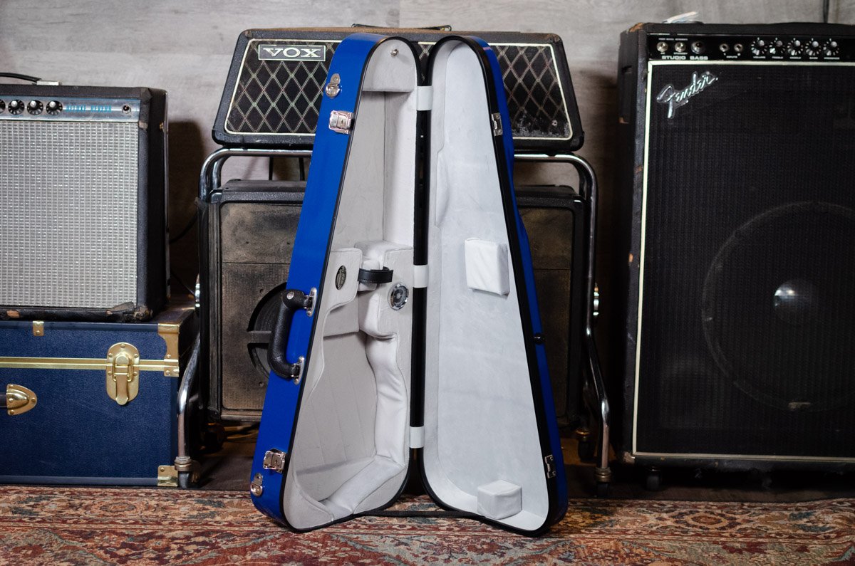 Bobelock 1029 Fiberglass Arrow Mandolin Case- Blue/Gray