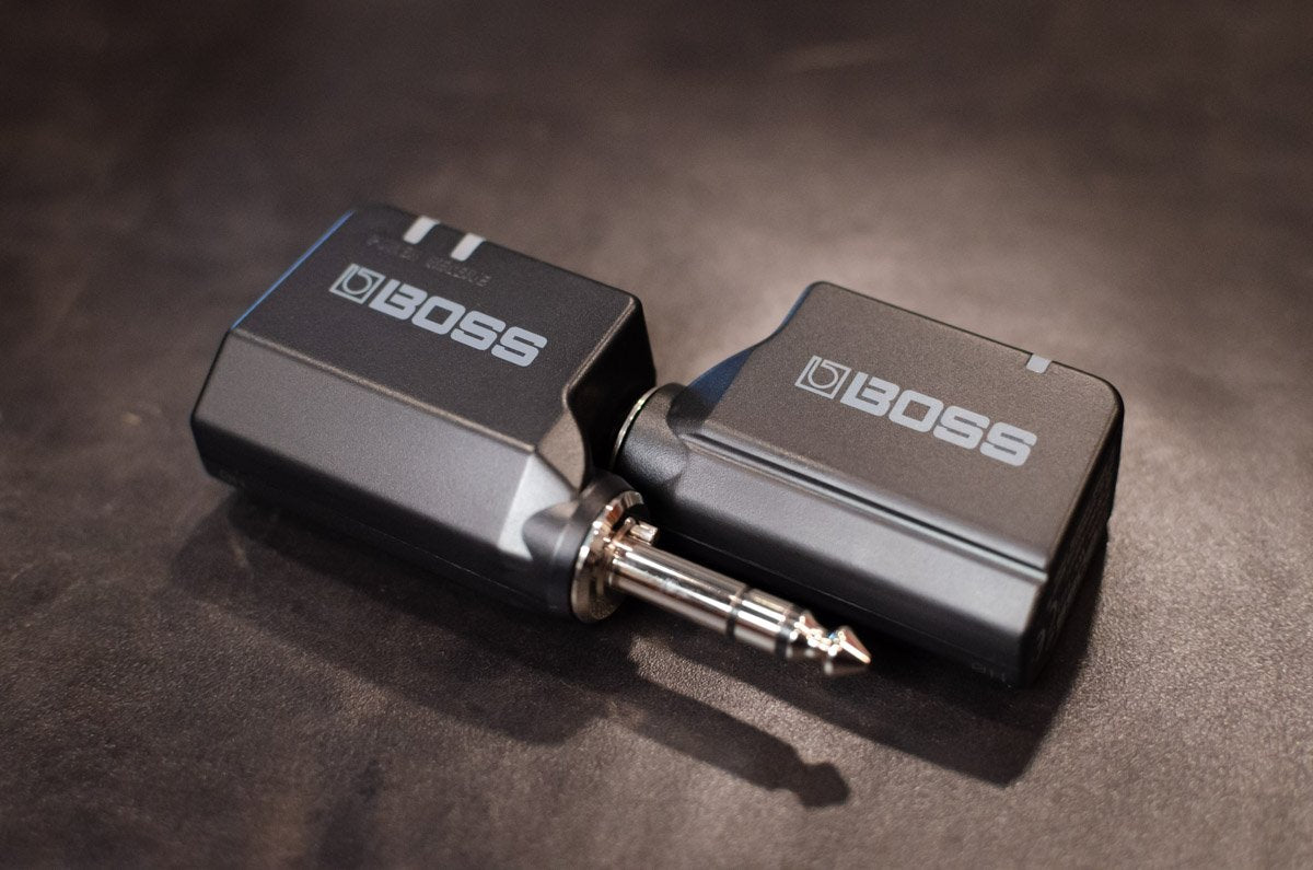 Boss WL-20 Wireless Guitar/Bass System - Transmitter and Receiver