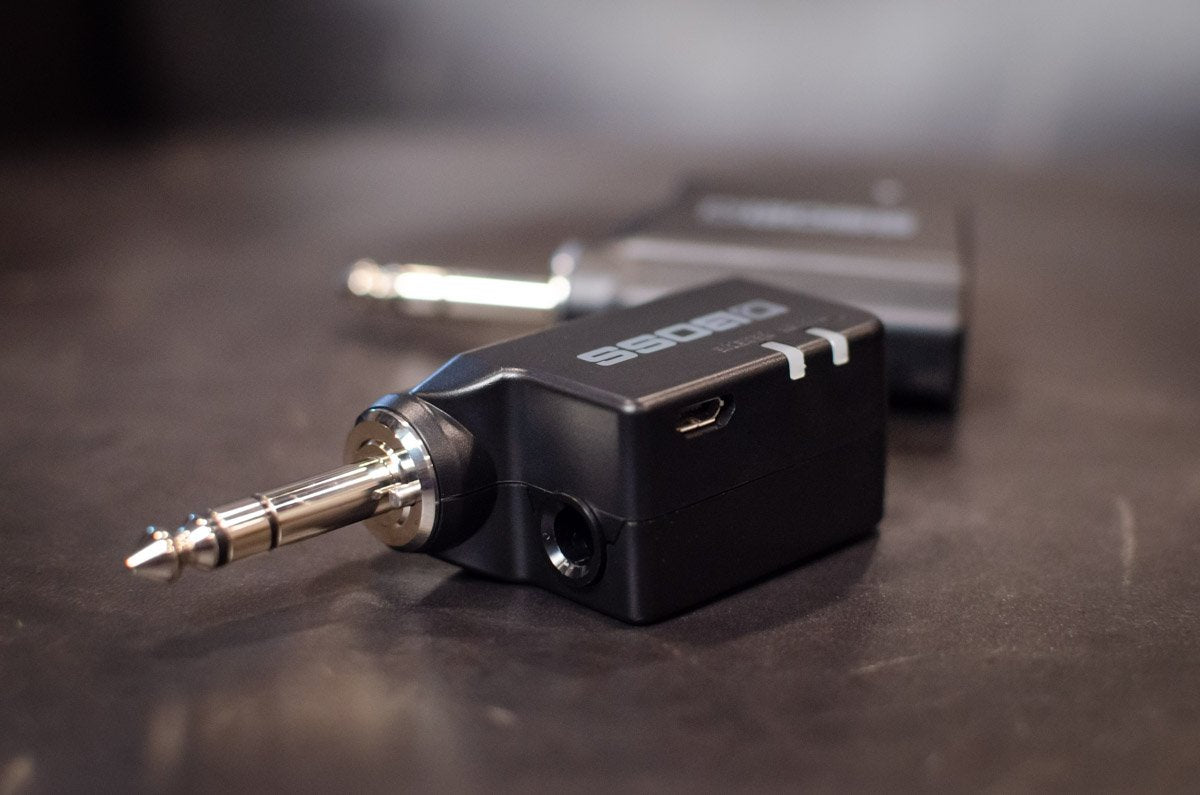 Boss WL-20 Wireless Guitar/Bass System - Transmitter and Receiver