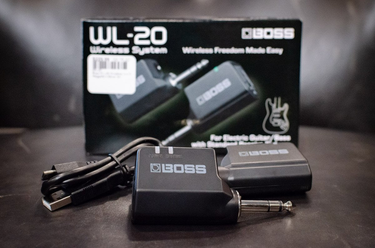 Boss WL-20 Wireless Guitar/Bass System - Transmitter and Receiver