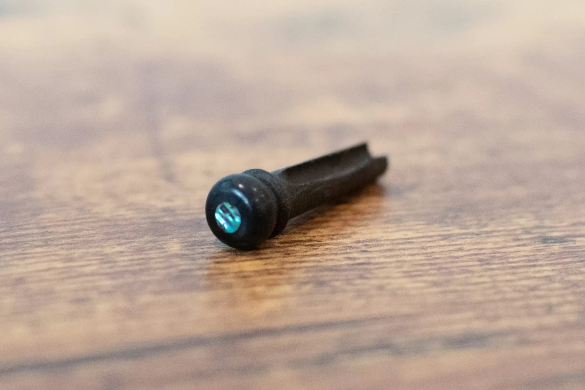 D'Addario PWPS2 Ebony Bridge Pins with End Pin Set, Abalone Inlay